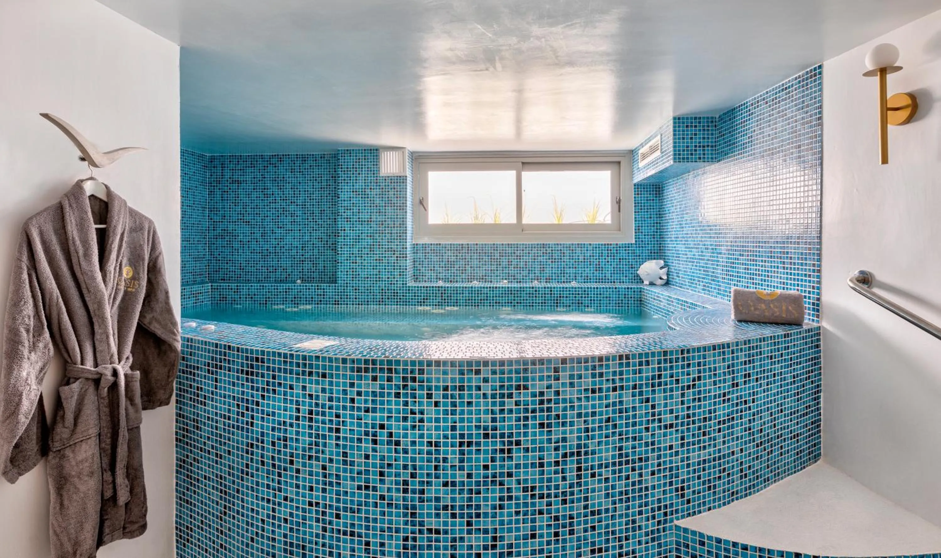 Hot Tub in Desiterra Resort & Spa