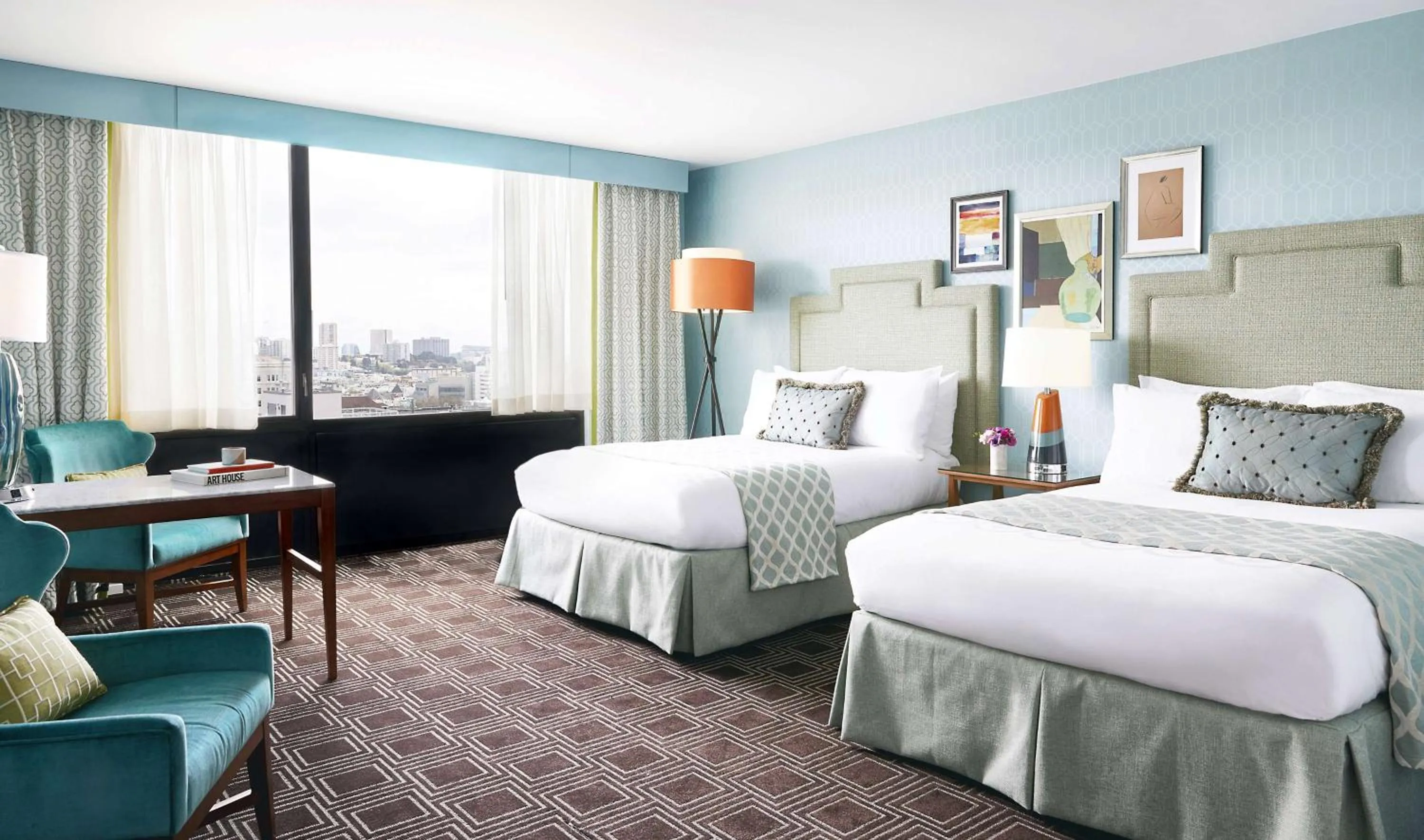 Photo of the whole room, Bed in The Laurel Inn, part of JdV by Hyatt