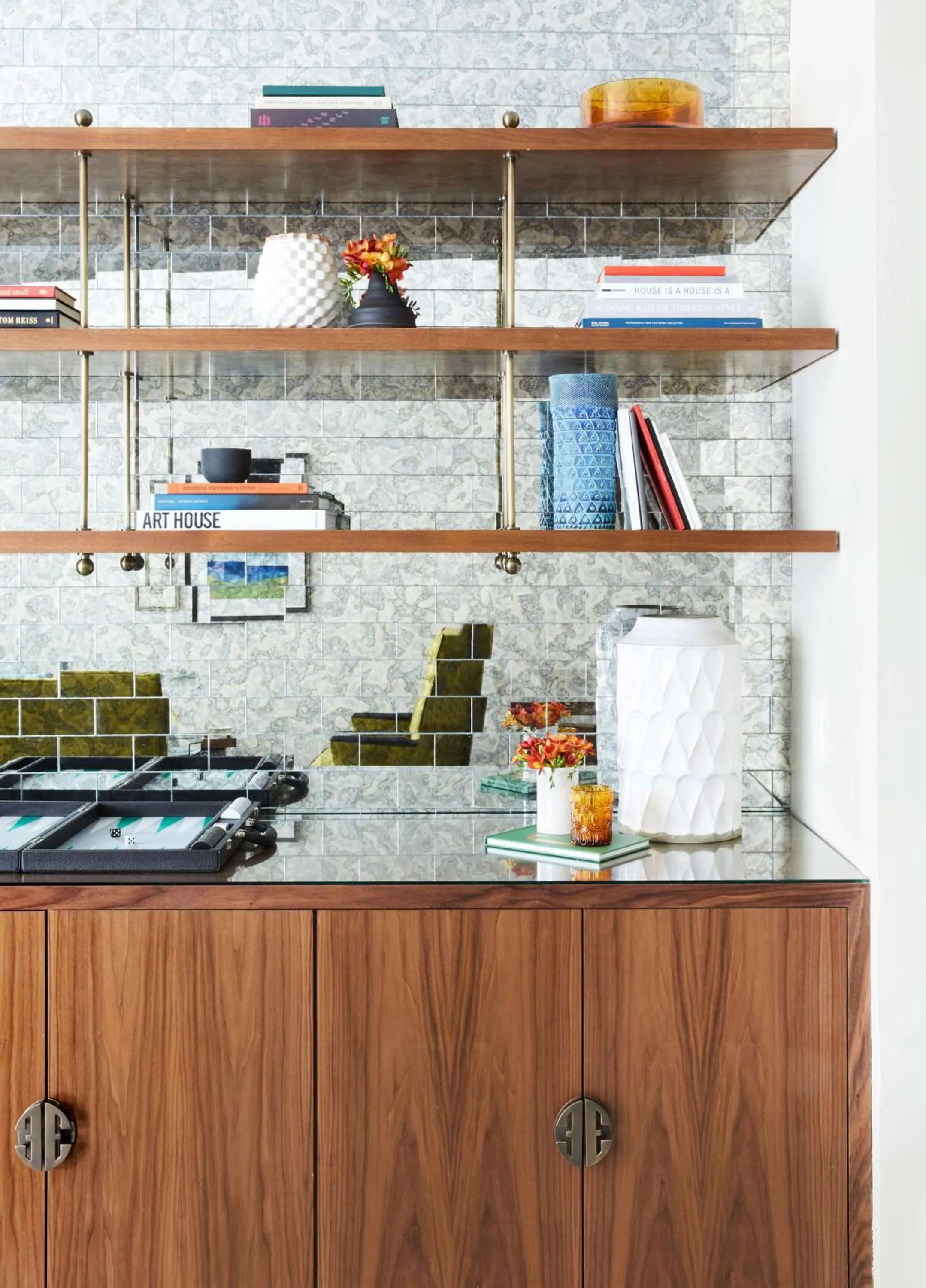 Lobby or reception in The Laurel Inn, part of JdV by Hyatt