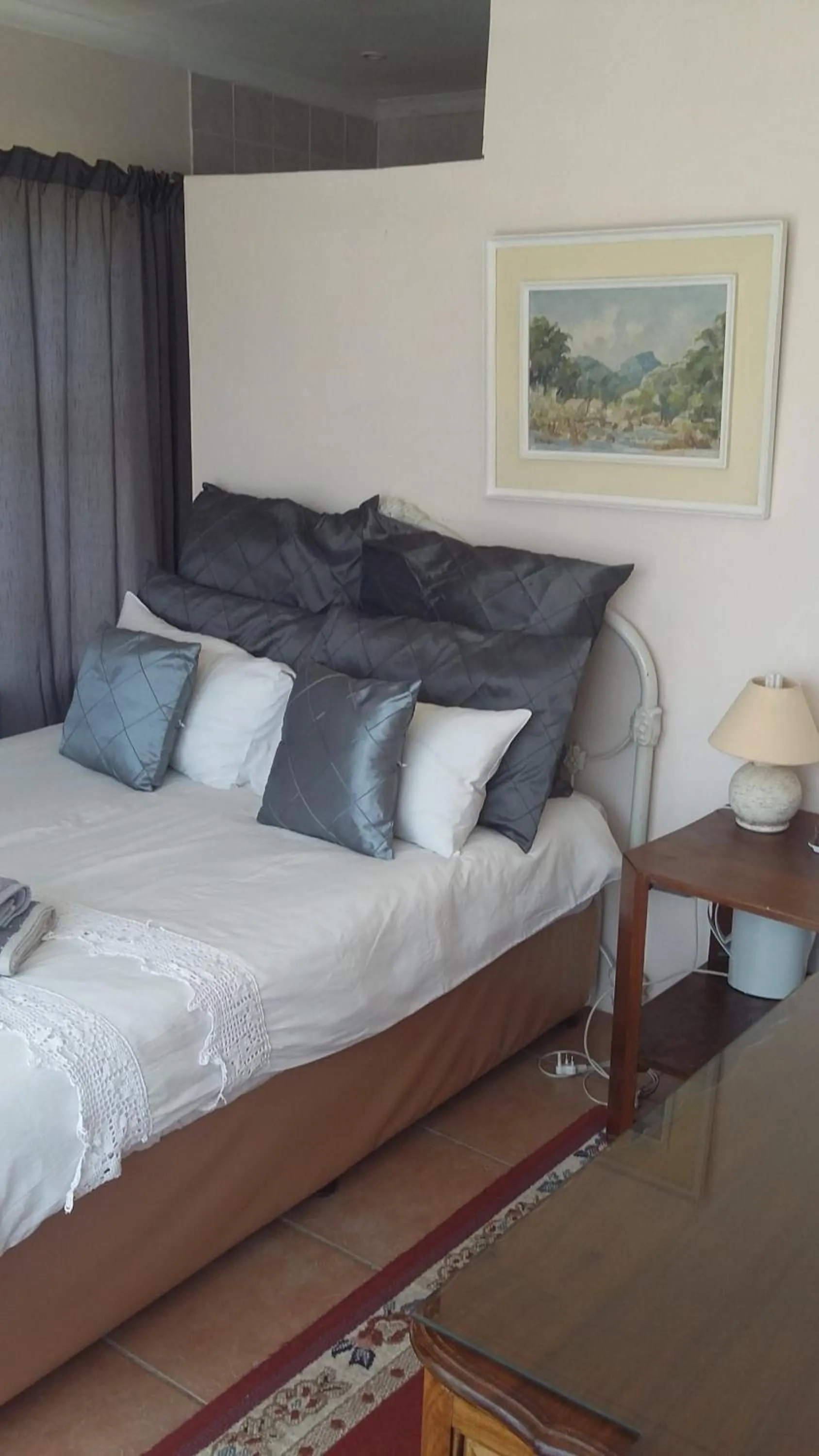 Decorative detail, Bed in At The View B&B