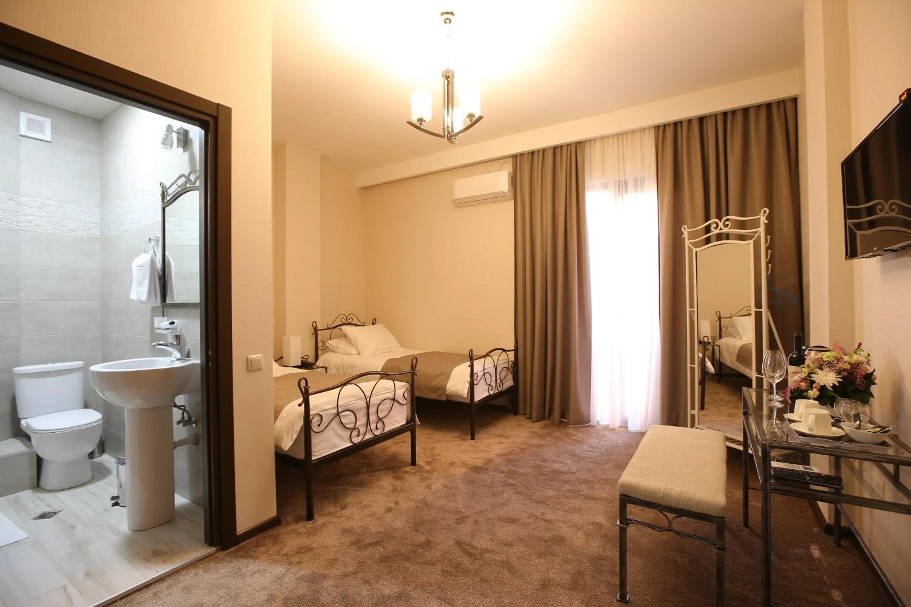 Bedroom in Golden Nugget Tbilisi