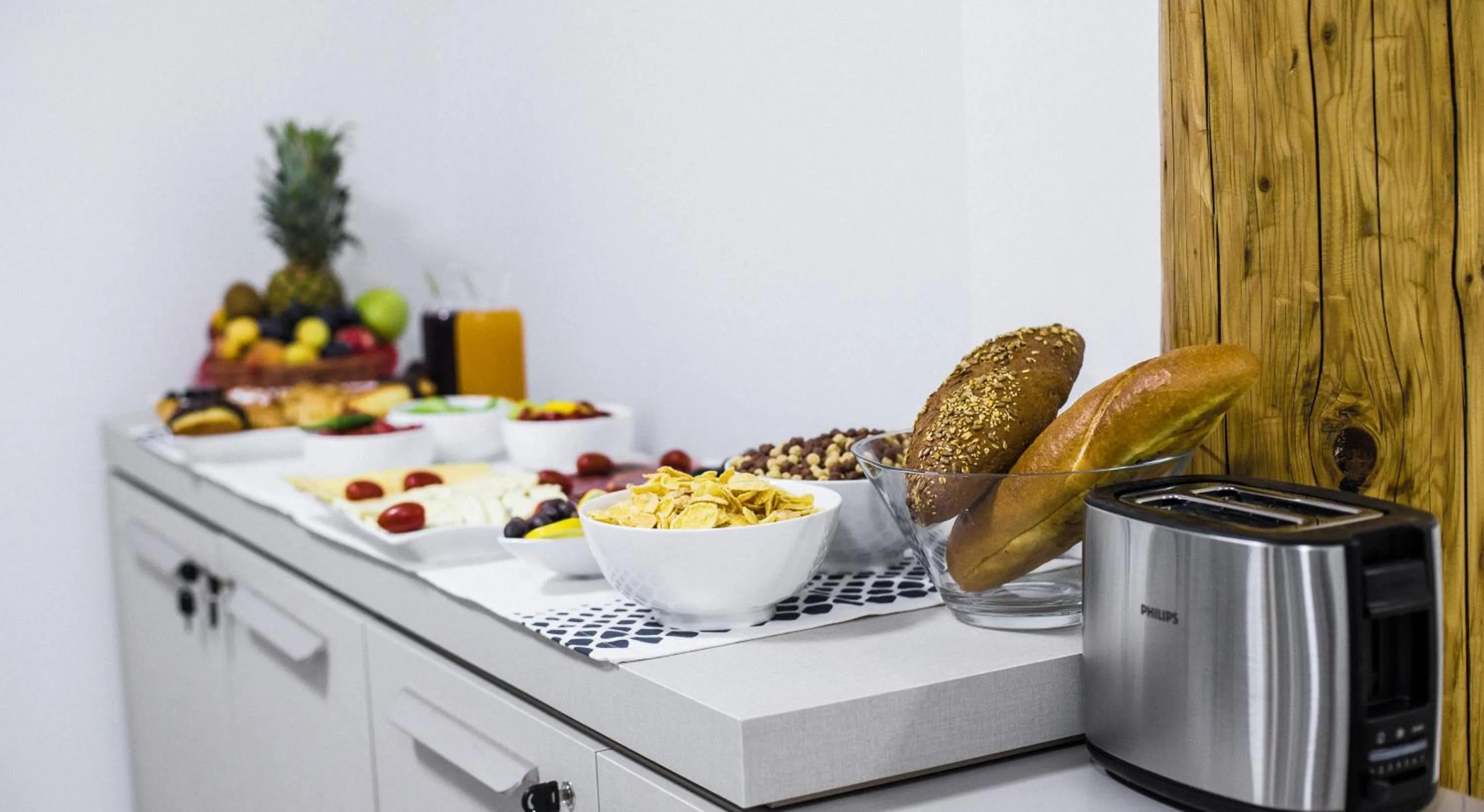 Food and drinks in Golden Nugget Tbilisi