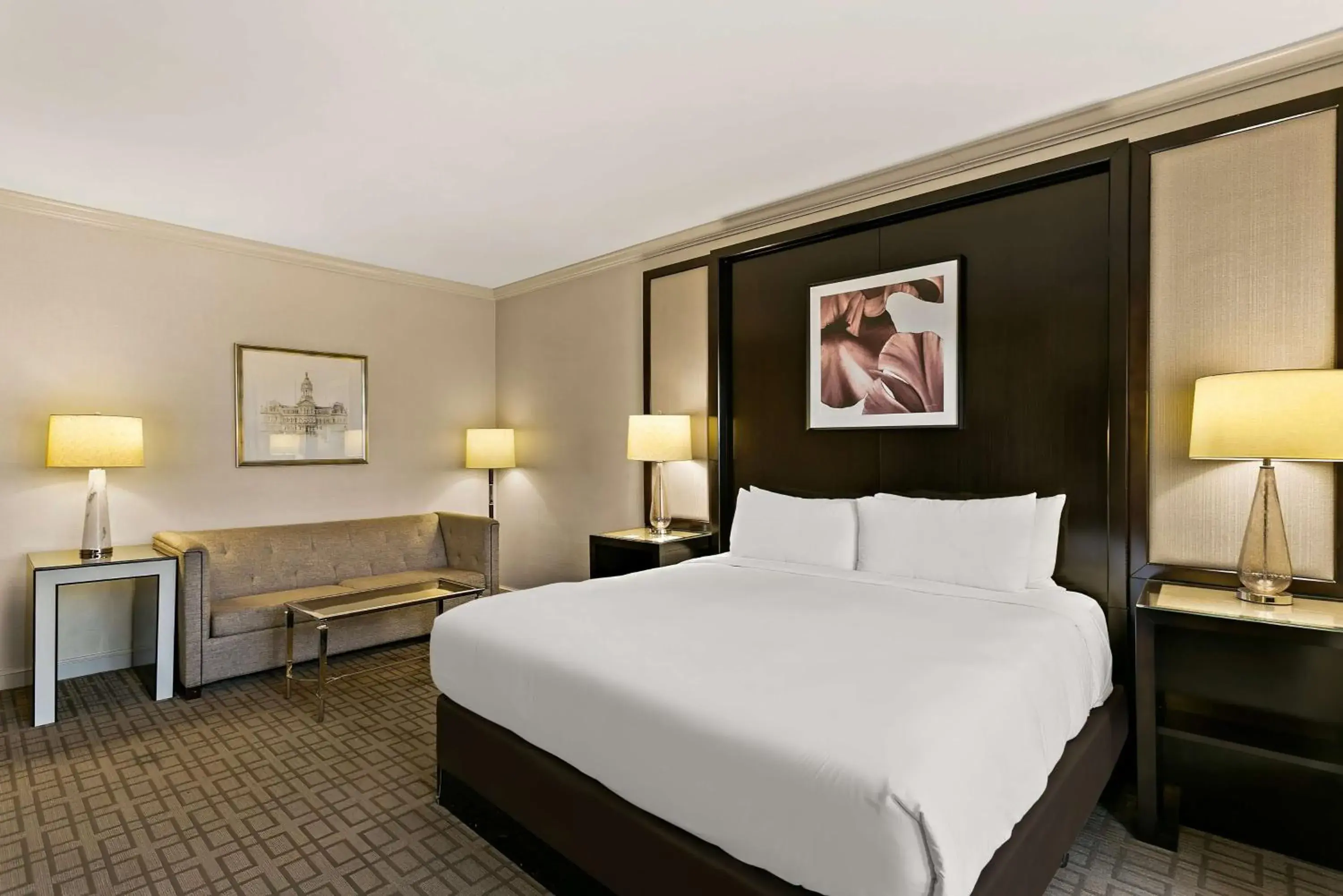 King Room with Harbor View in The Royal Sonesta Harbor Court Baltimore King Room with Harbor View in The Royal Sonesta Harbor Court Baltimore