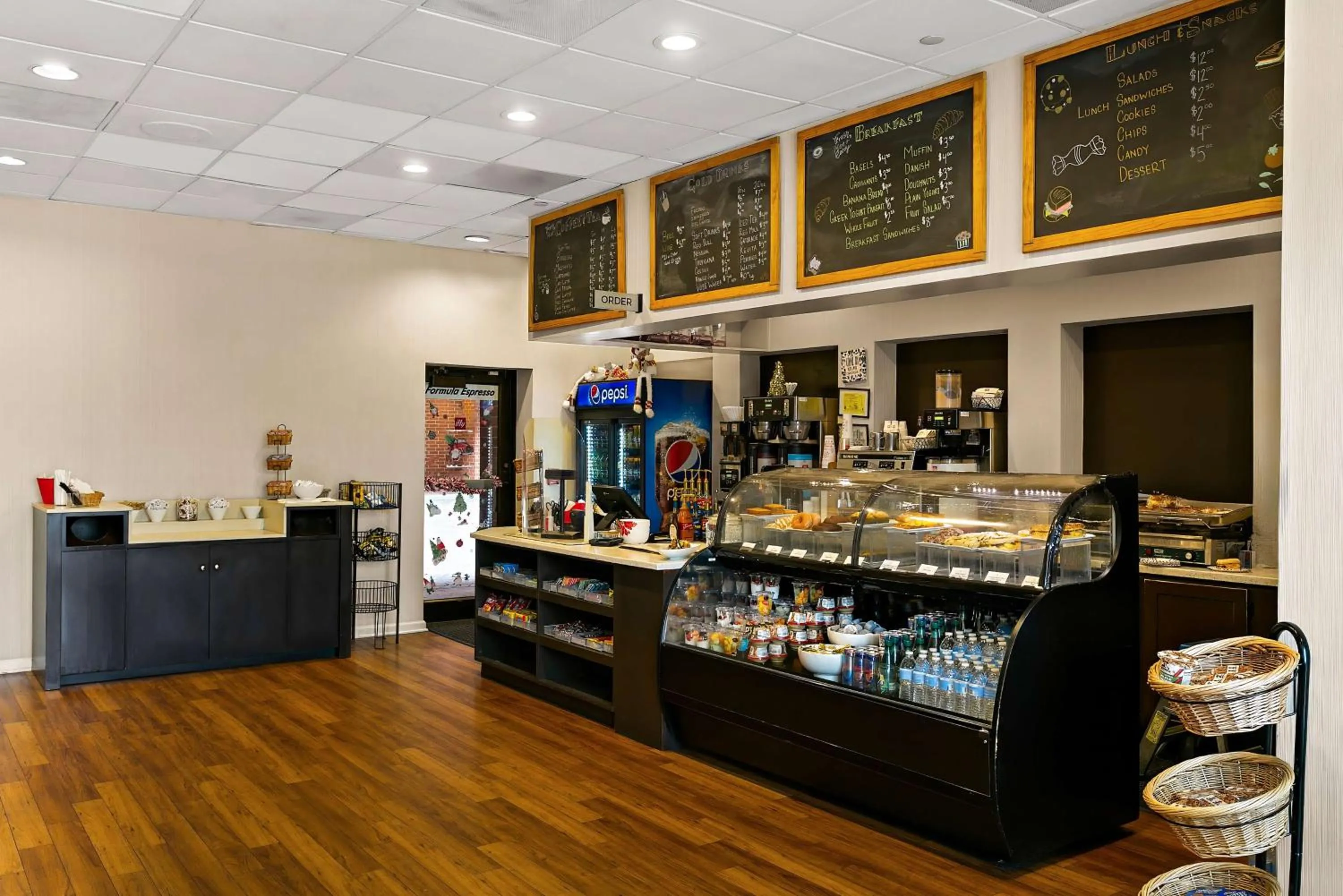 Restaurant/places to eat in The Royal Sonesta Harbor Court Baltimore