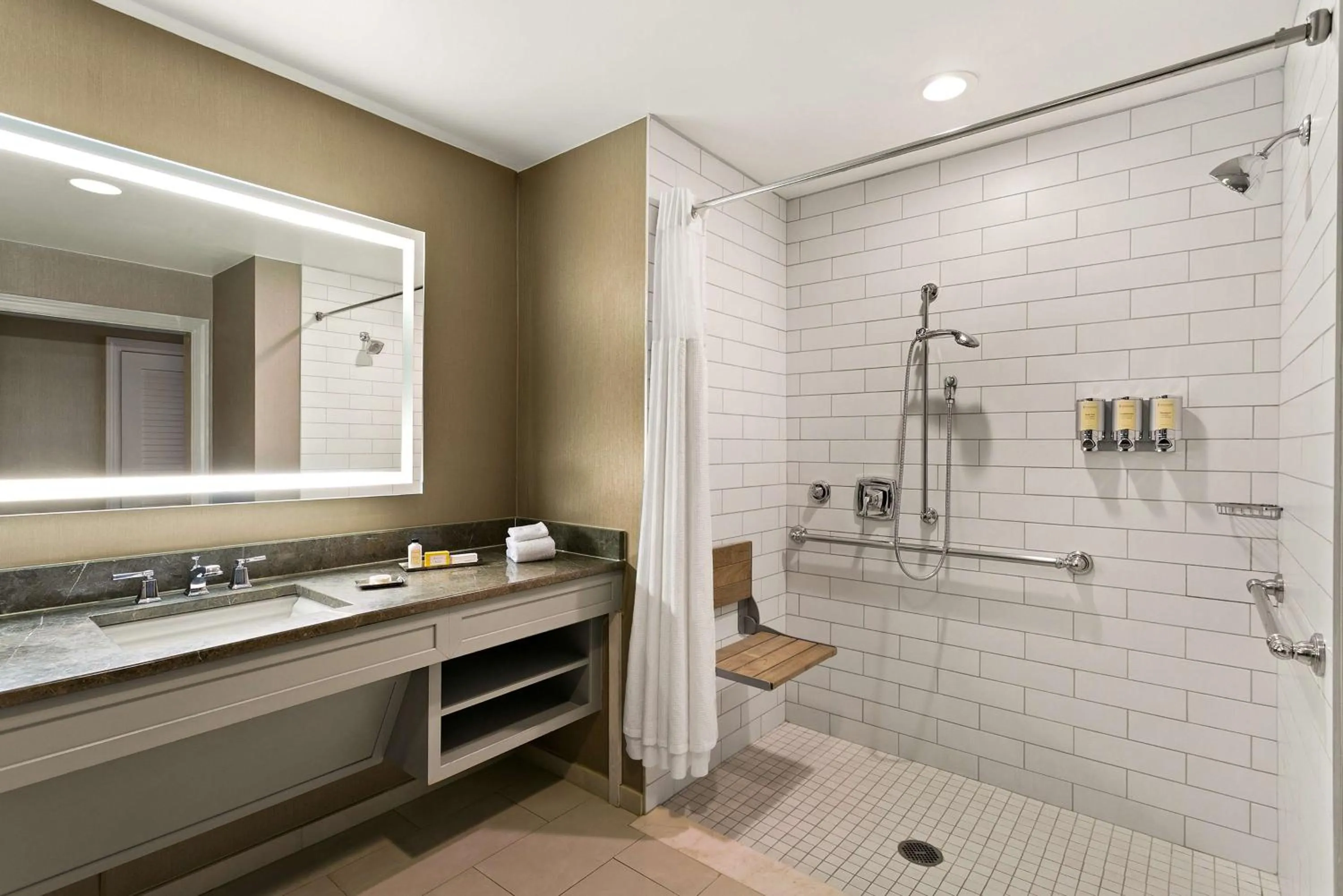 Bathroom in The Royal Sonesta Harbor Court Baltimore