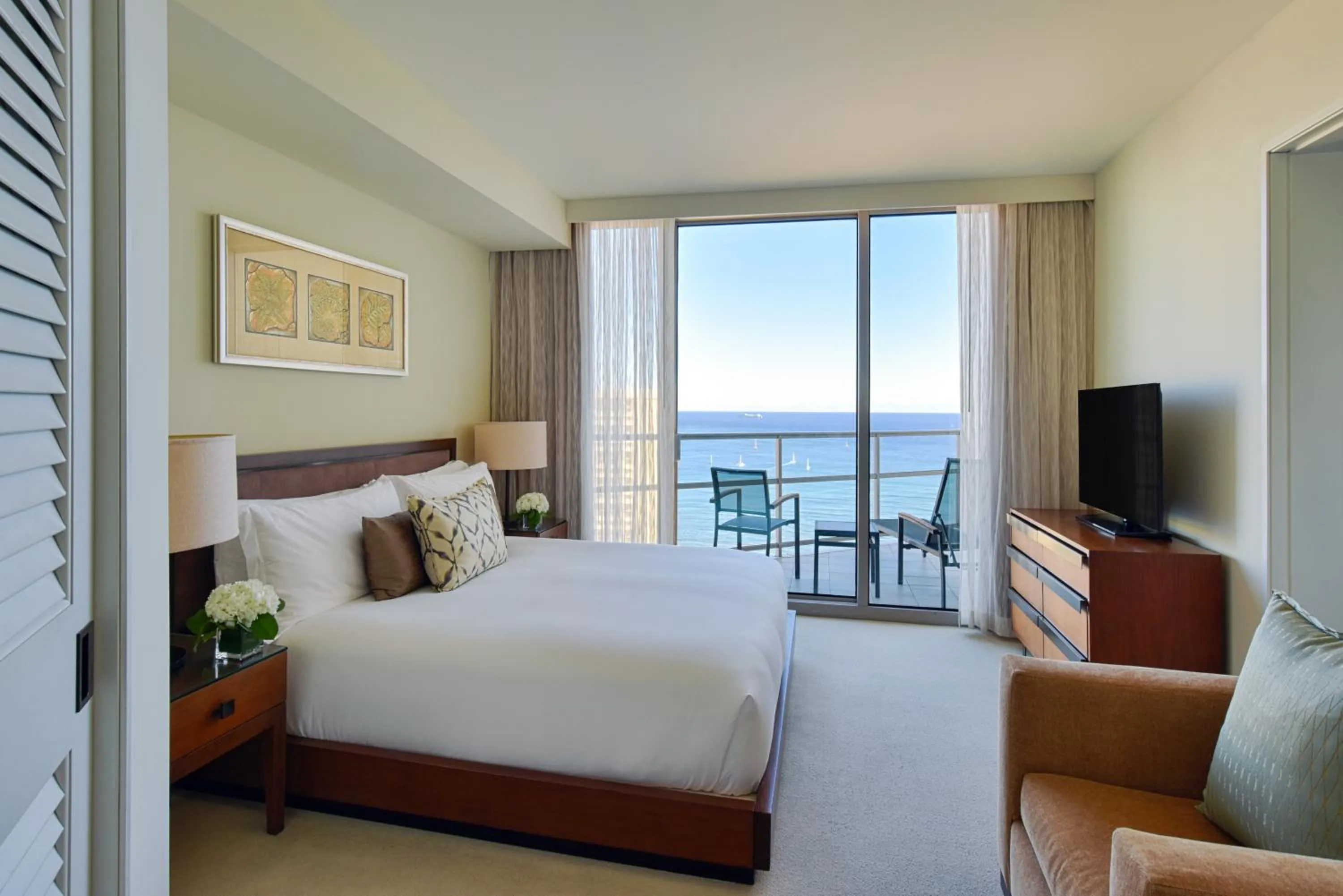 Bed in Trump International Hotel Waikiki