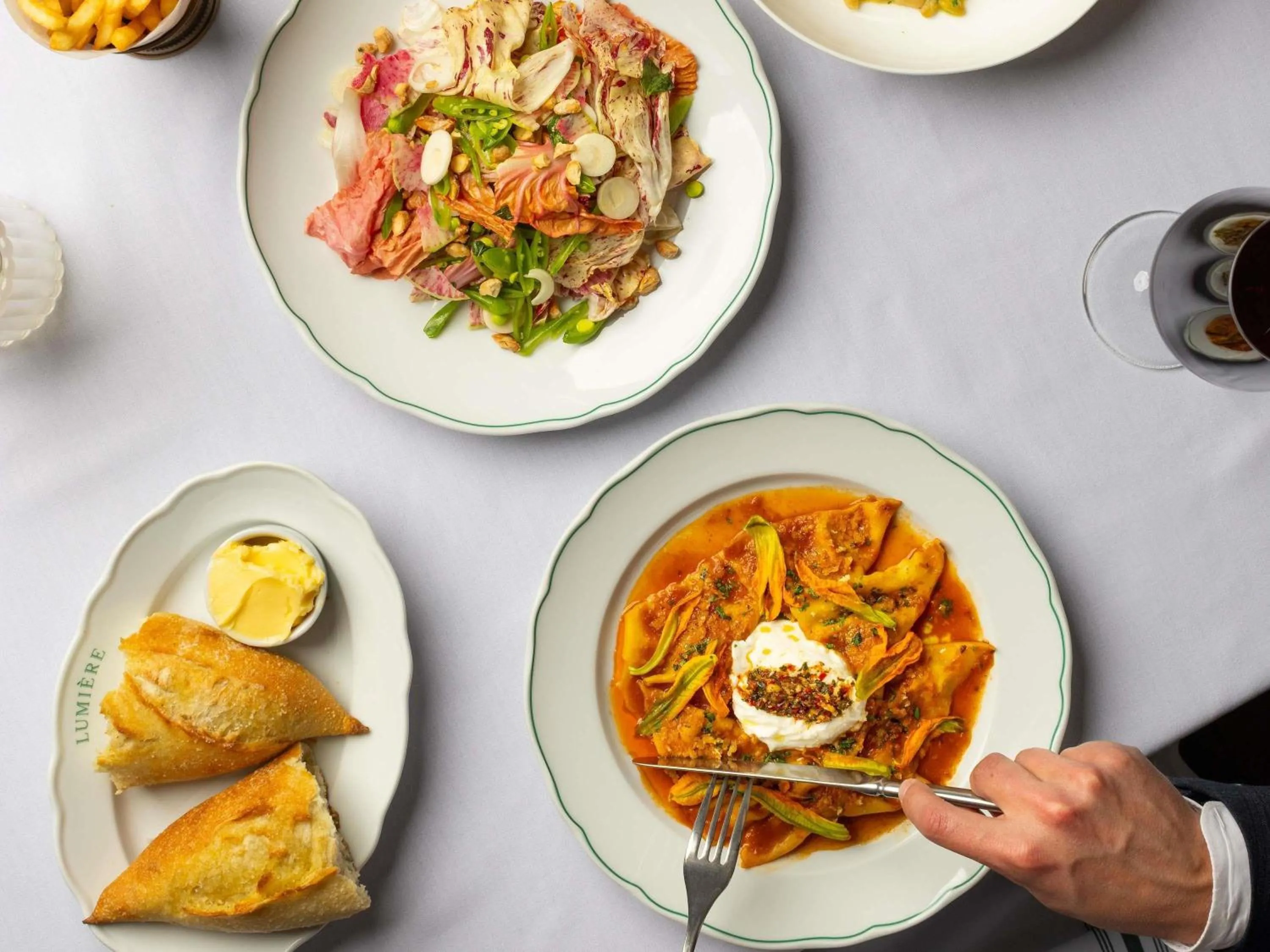 Restaurant/places to eat in Fairmont Century Plaza Los Angeles at Beverly Hills