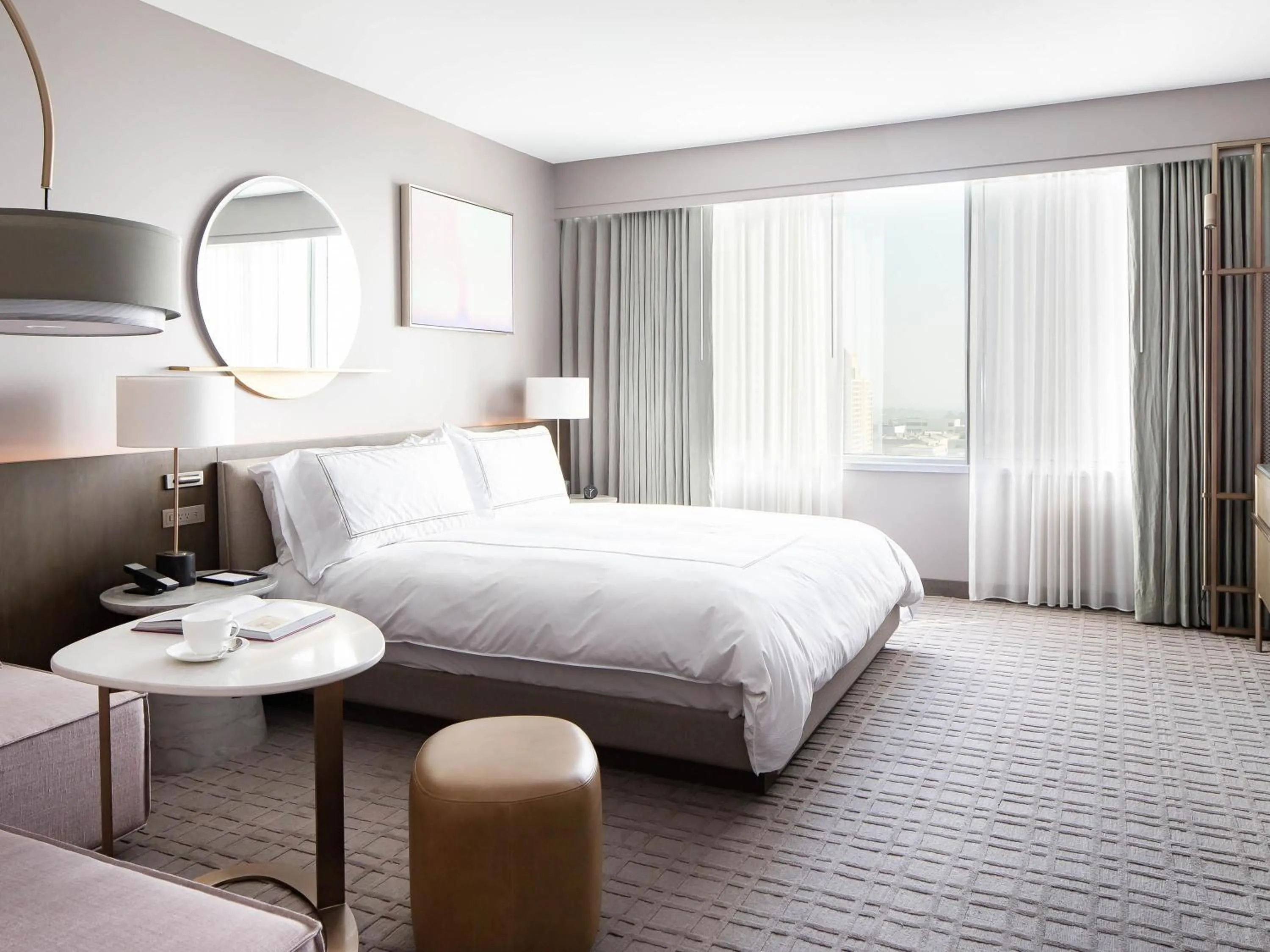 Bedroom, Bed in Fairmont Century Plaza Los Angeles at Beverly Hills