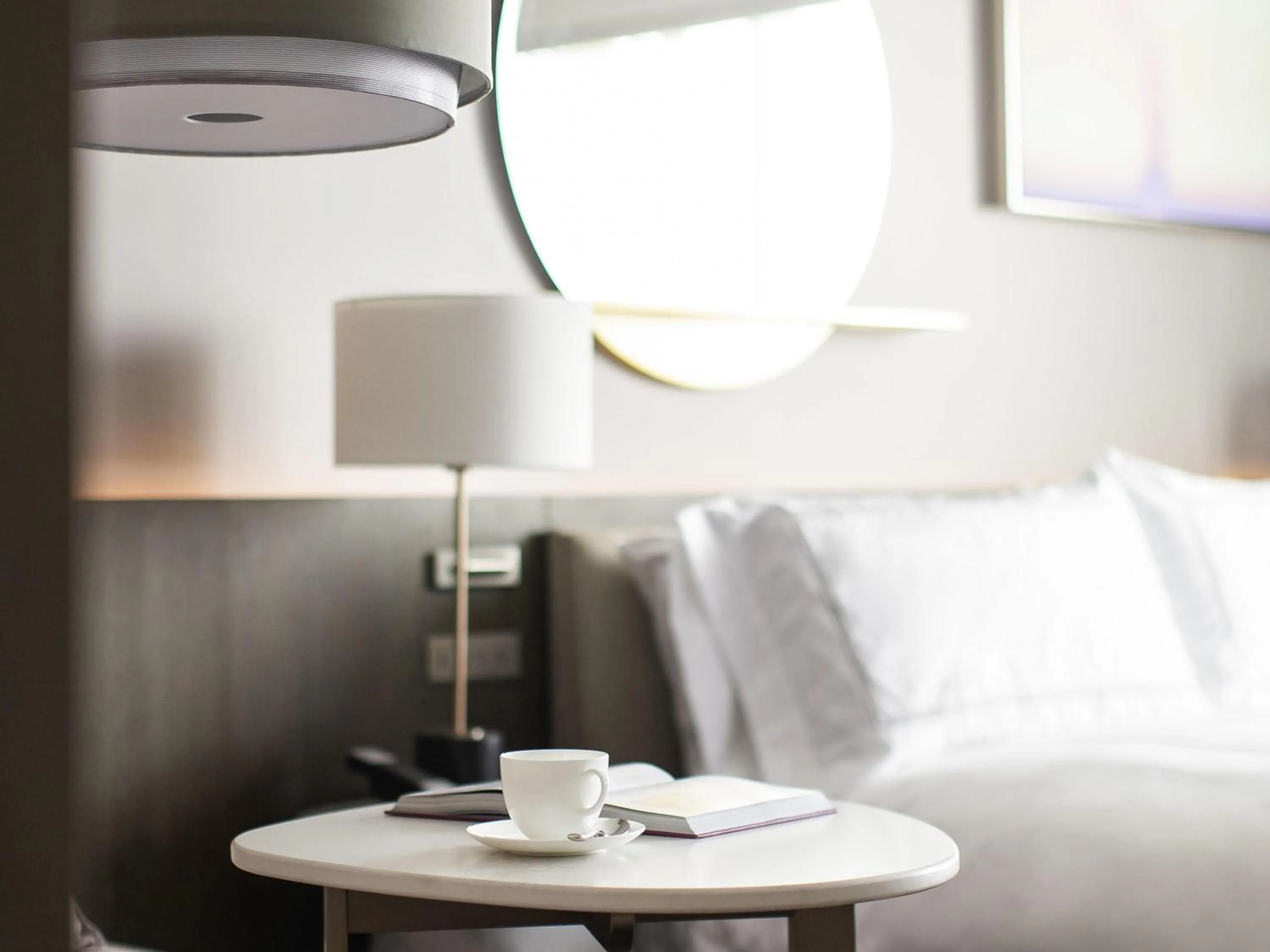 Bedroom, Bed in Fairmont Century Plaza Los Angeles at Beverly Hills