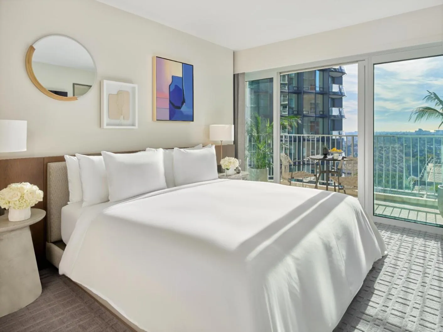 Bedroom, Bed in Fairmont Century Plaza Los Angeles at Beverly Hills