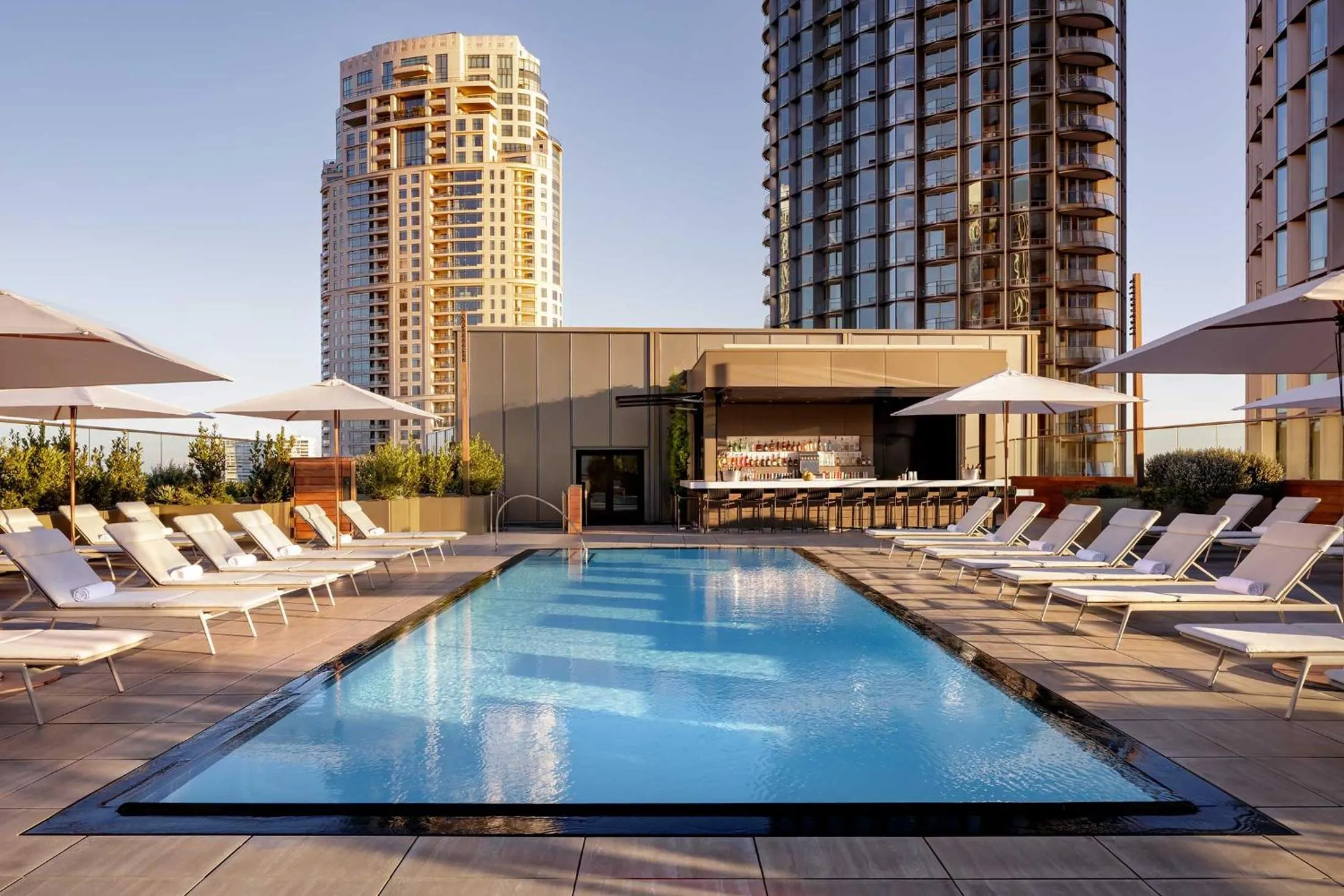 Swimming pool in Fairmont Century Plaza Los Angeles at Beverly Hills