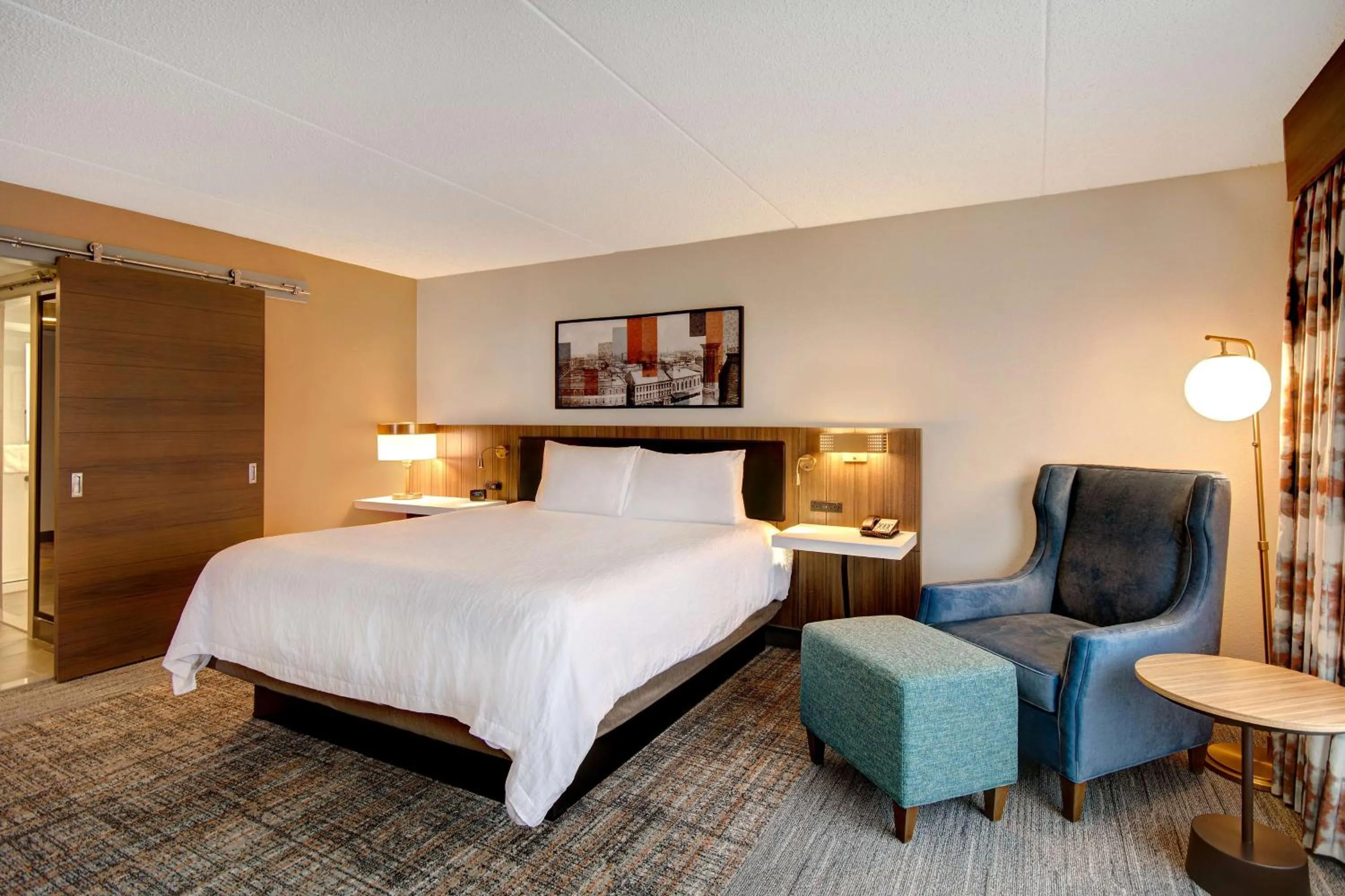 Bed in Hilton Garden Inn Terre Haute