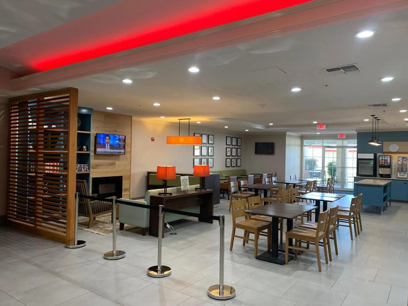 Restaurant/places to eat in Country Inn & Suites by Radisson, Austin North Pflugerville , TX