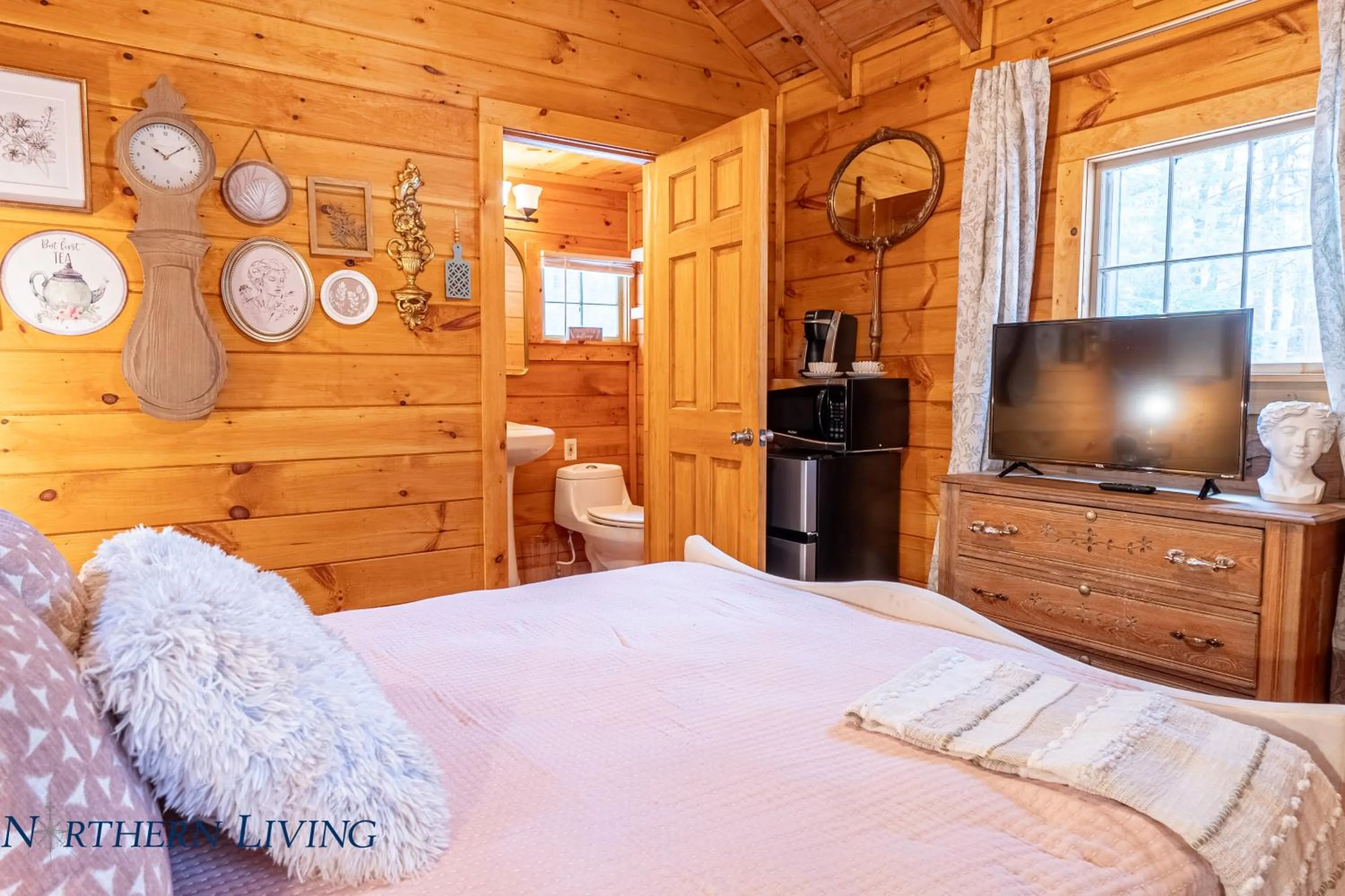 Bed in English Brook Cottages