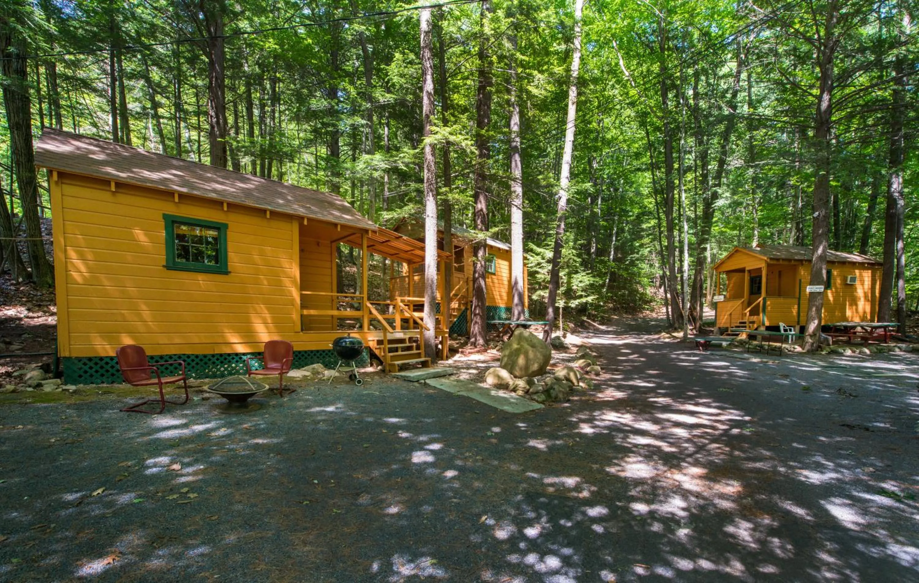 Facade/entrance in English Brook Cottages
