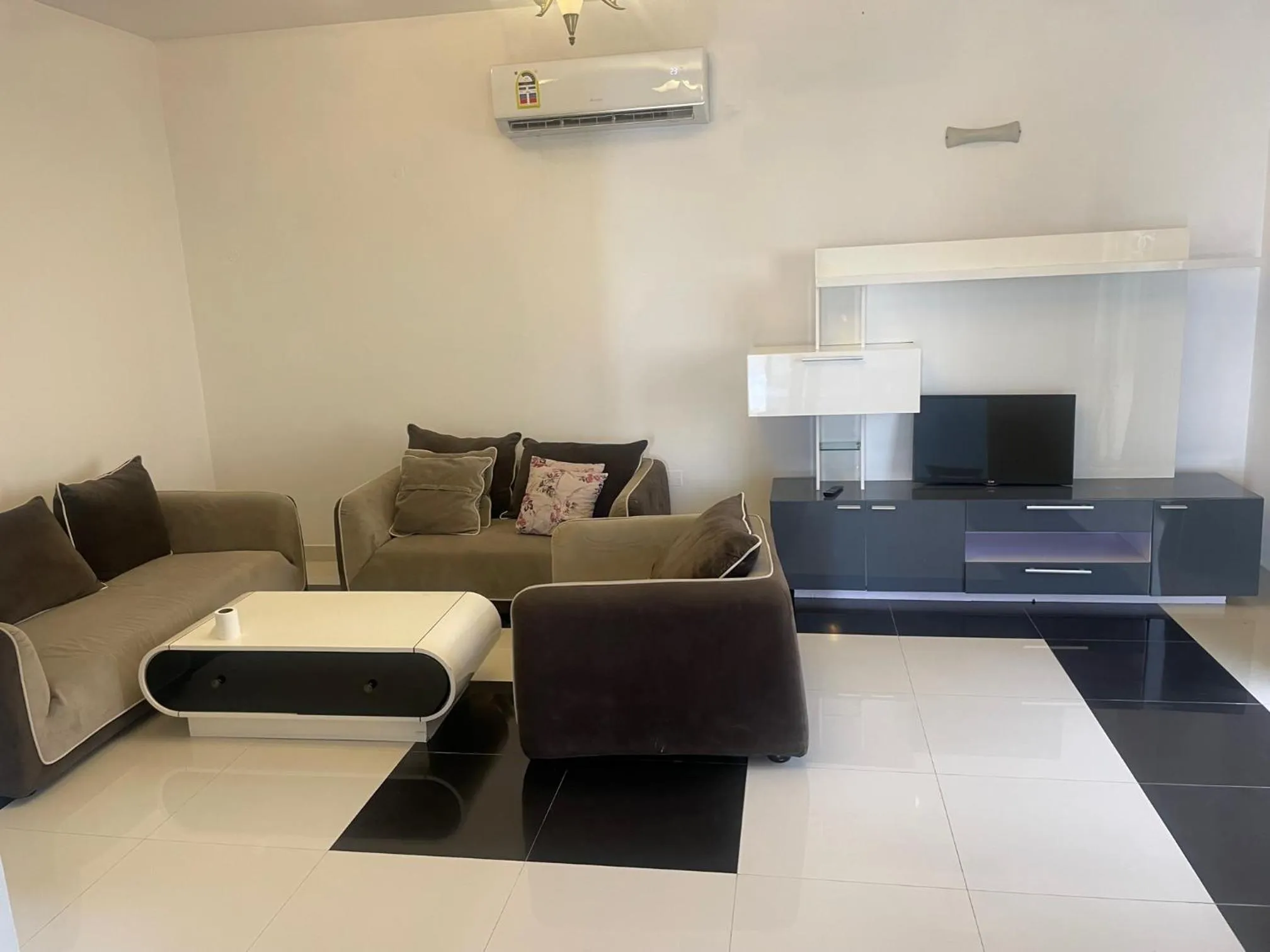 Living room in Al Wadi Hotel