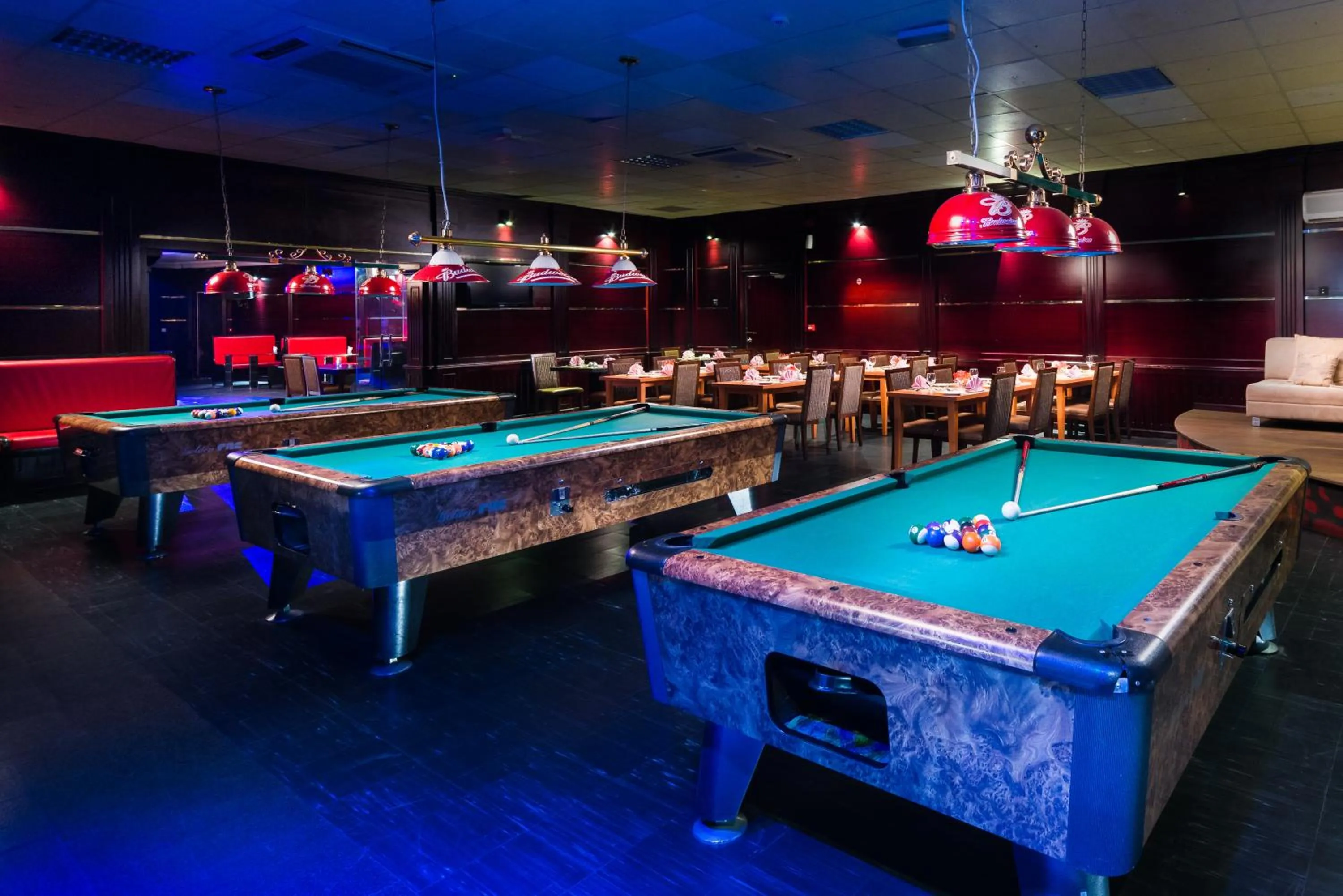 Billiard in Al Wadi Hotel