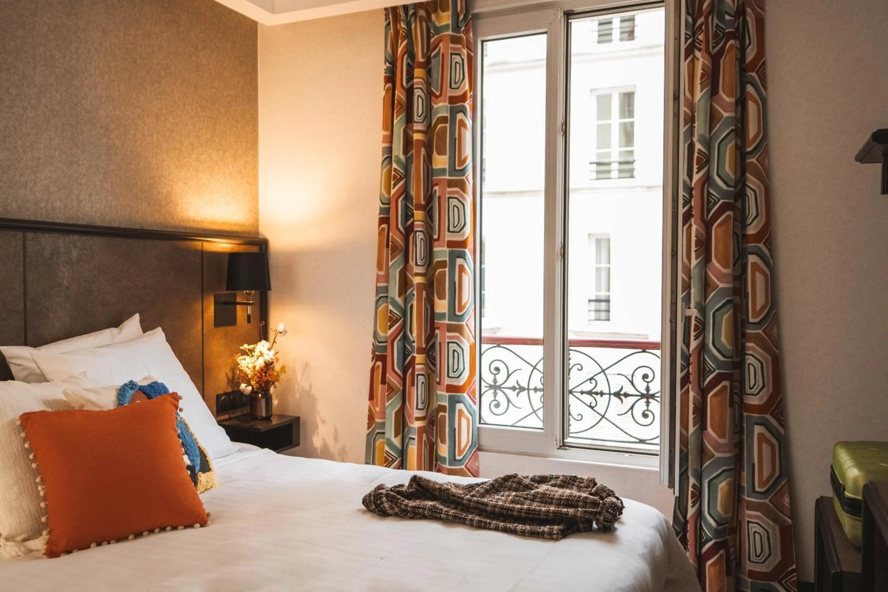 Photo of the whole room, Bed in La Maison Montparnasse