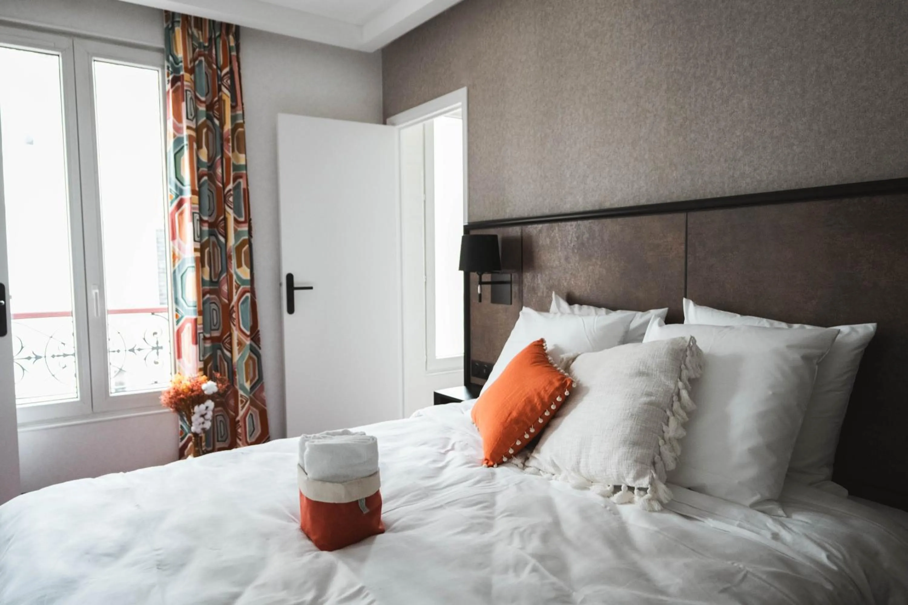 Bed in La Maison Montparnasse