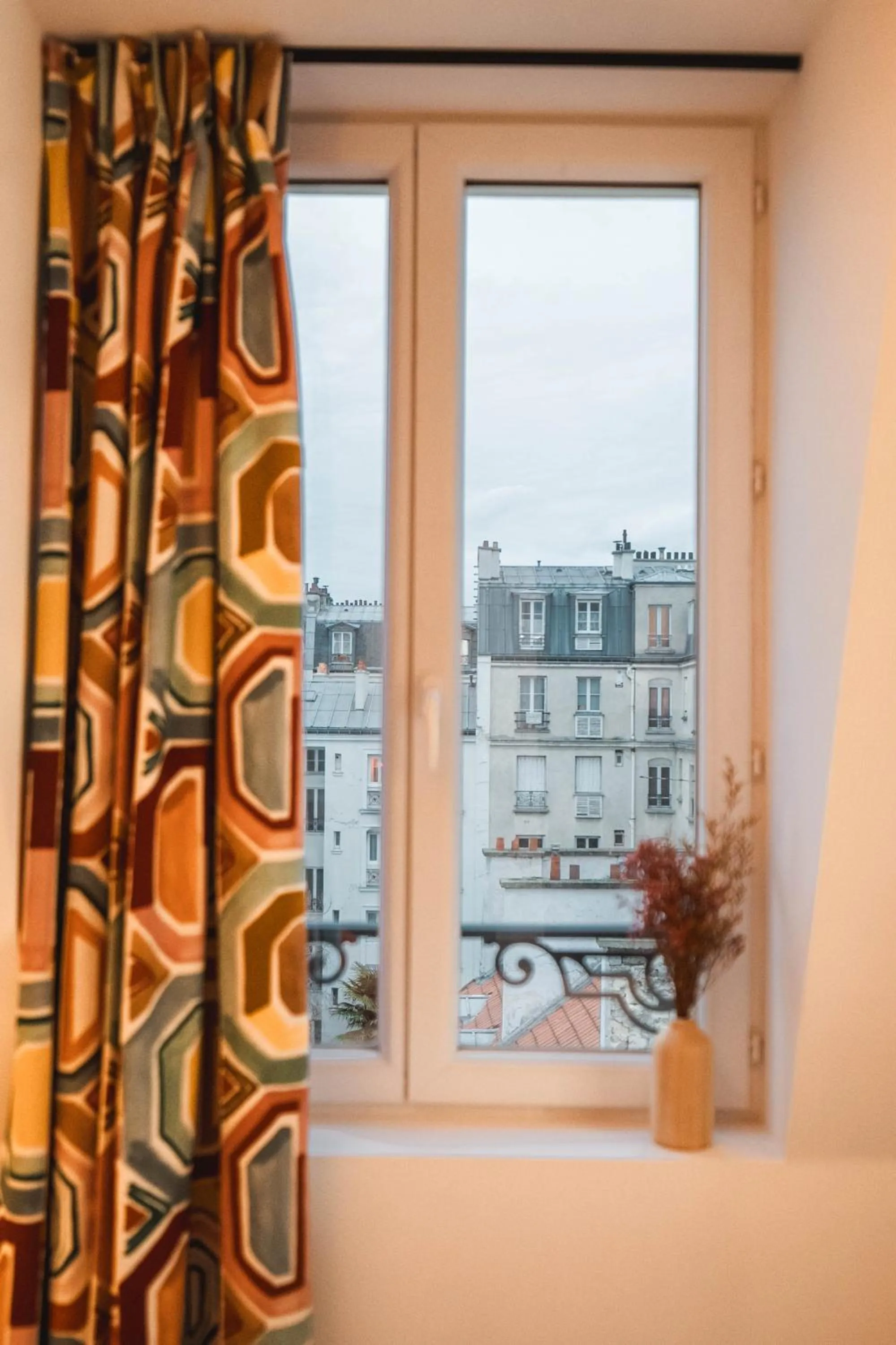 City view in La Maison Montparnasse