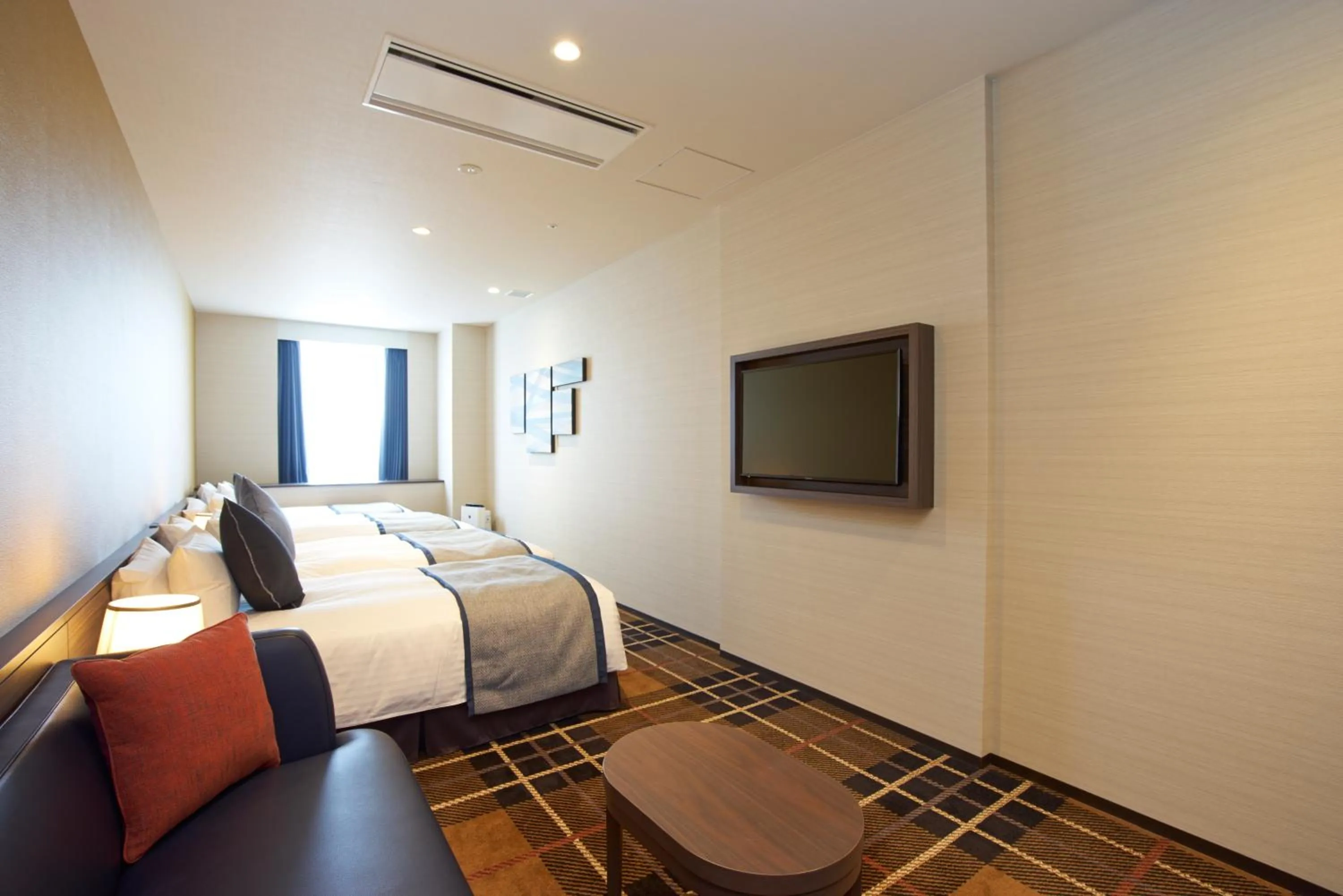 Photo of the whole room, Bed in Hotel La Raison Osaka