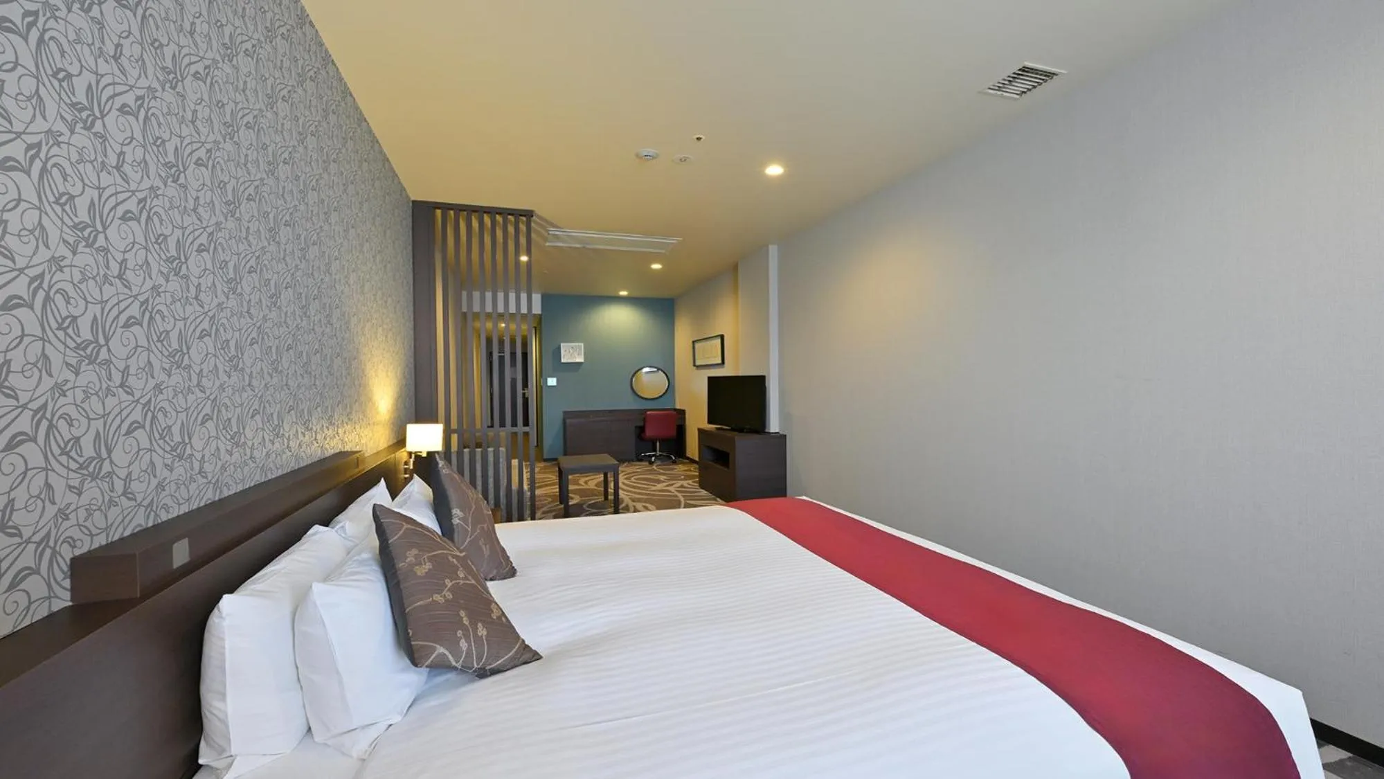 Photo of the whole room, Bed in Quintessa Hotel Osaka Bay