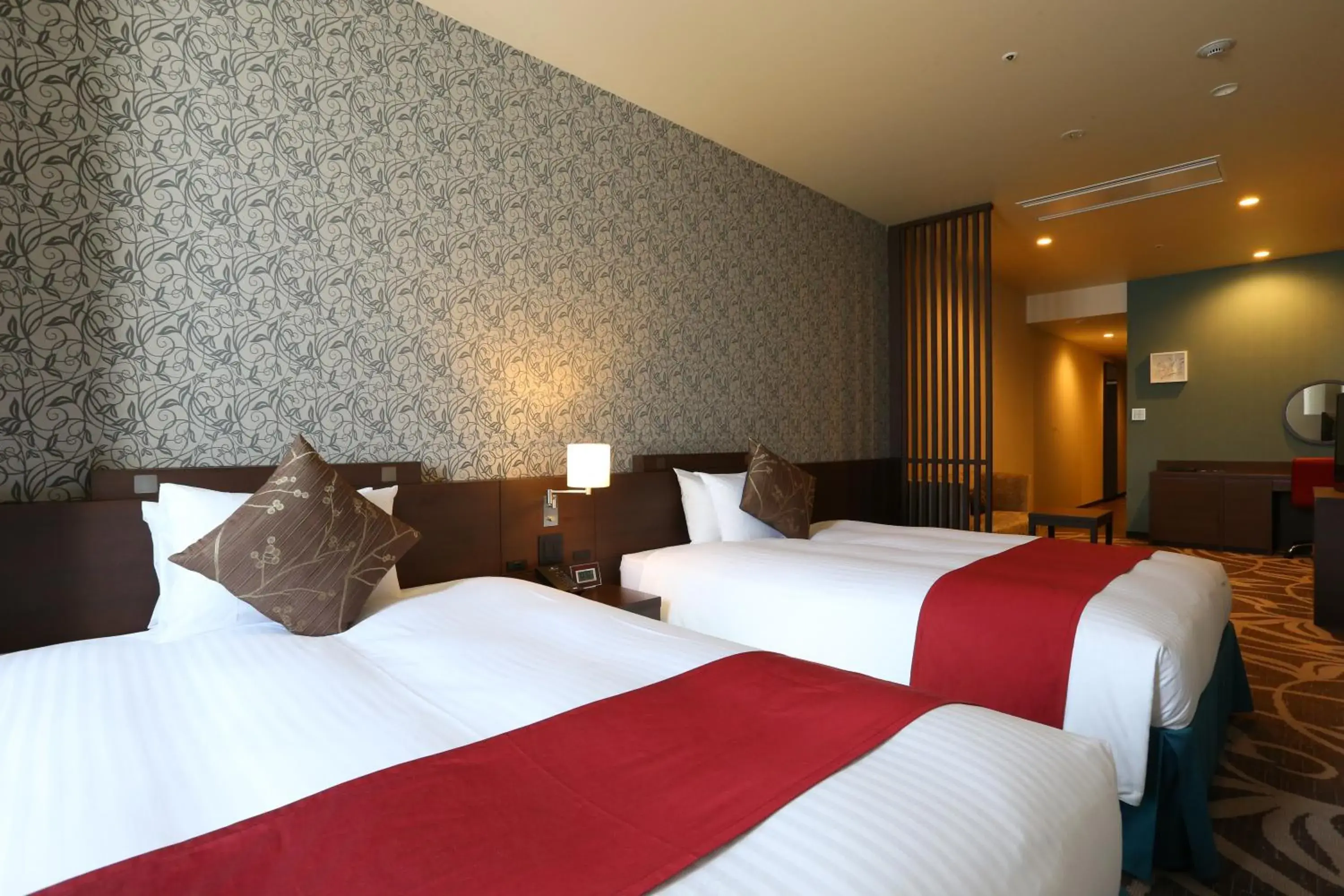 Deluxe Twin Room in Hotel La Raison Osaka Deluxe Twin Room in Hotel La Raison Osaka