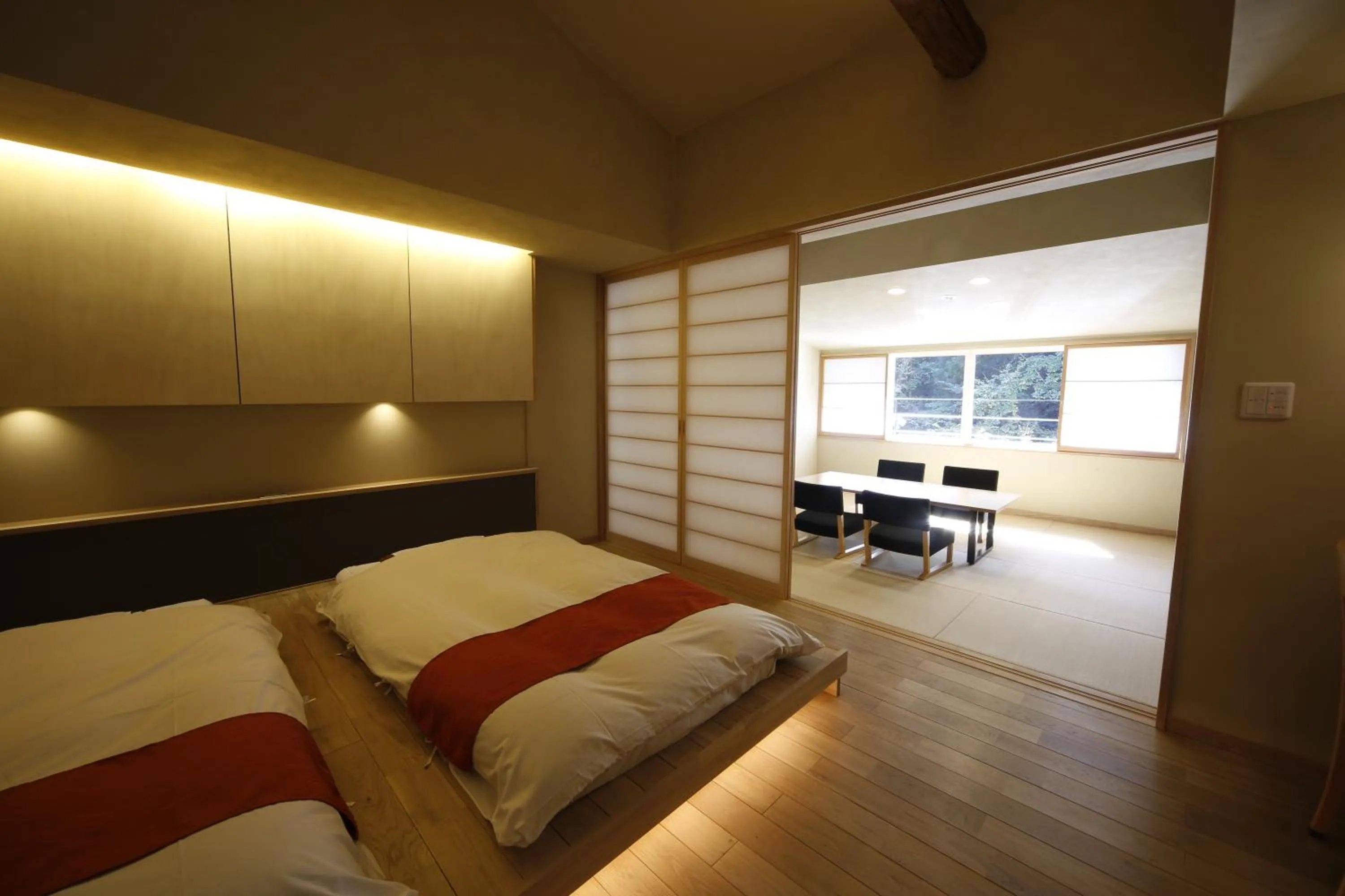 Photo of the whole room, Bed in Hinatamikan