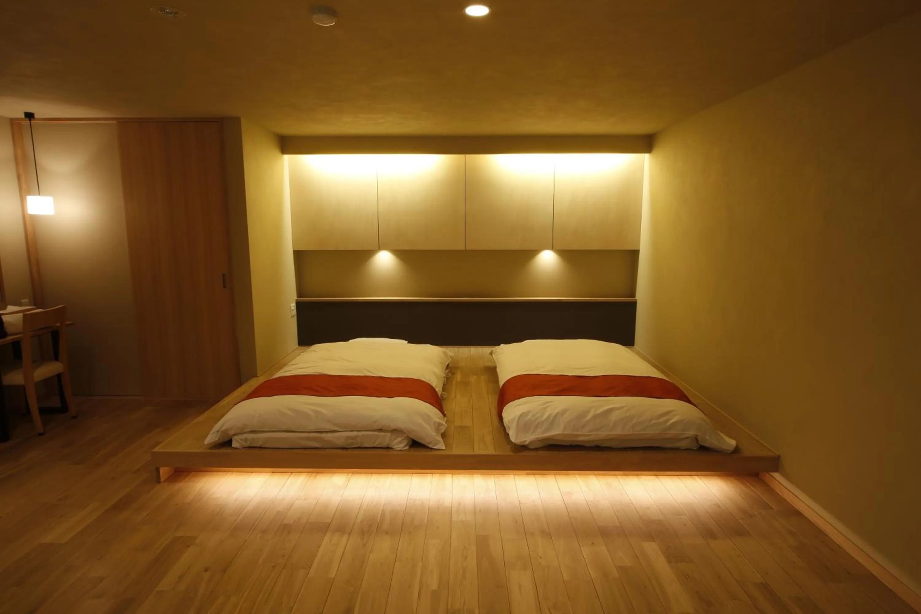 Photo of the whole room, Bed in Hinatamikan
