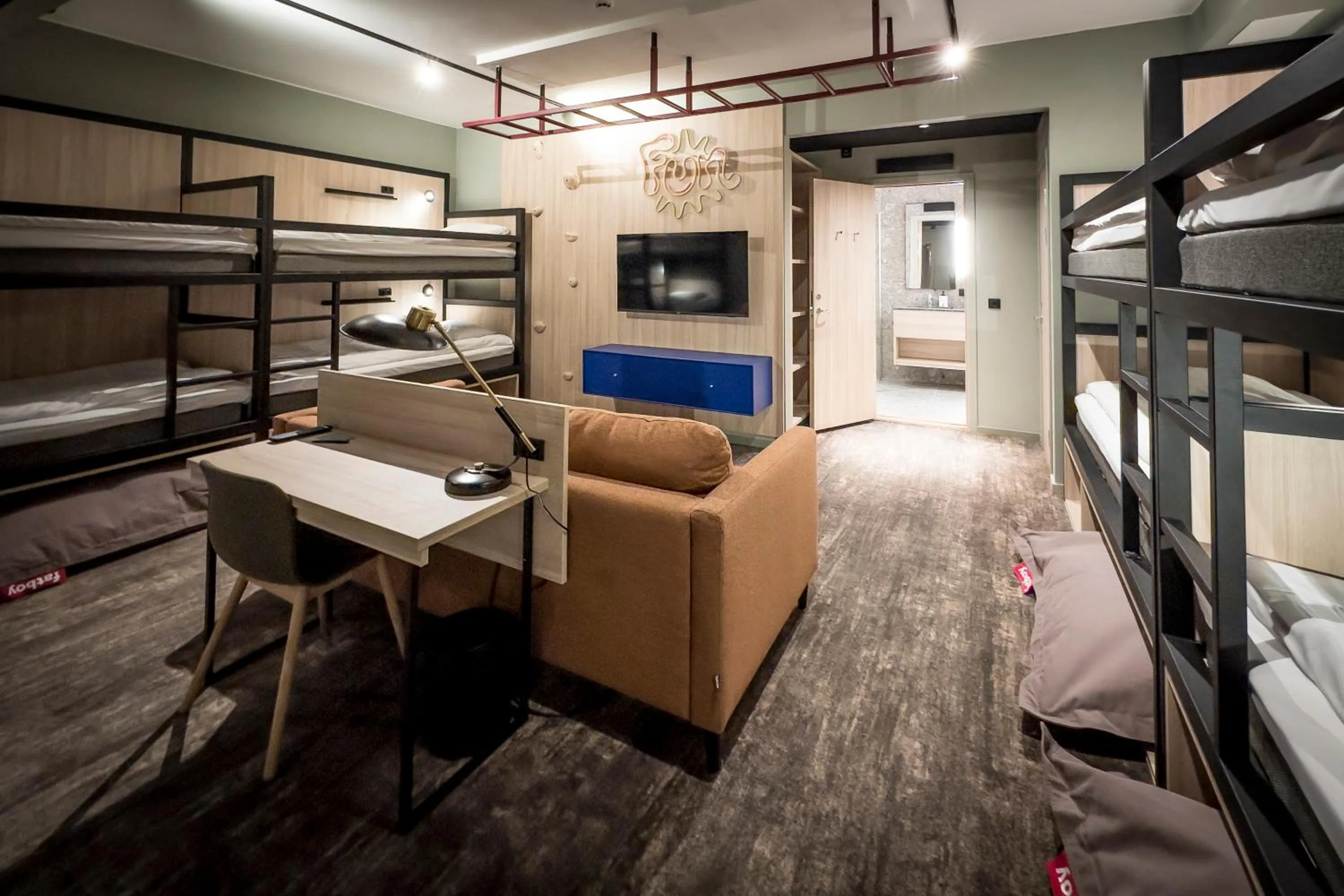 Bedroom, Bed in Quality Hotel Grand, Borås