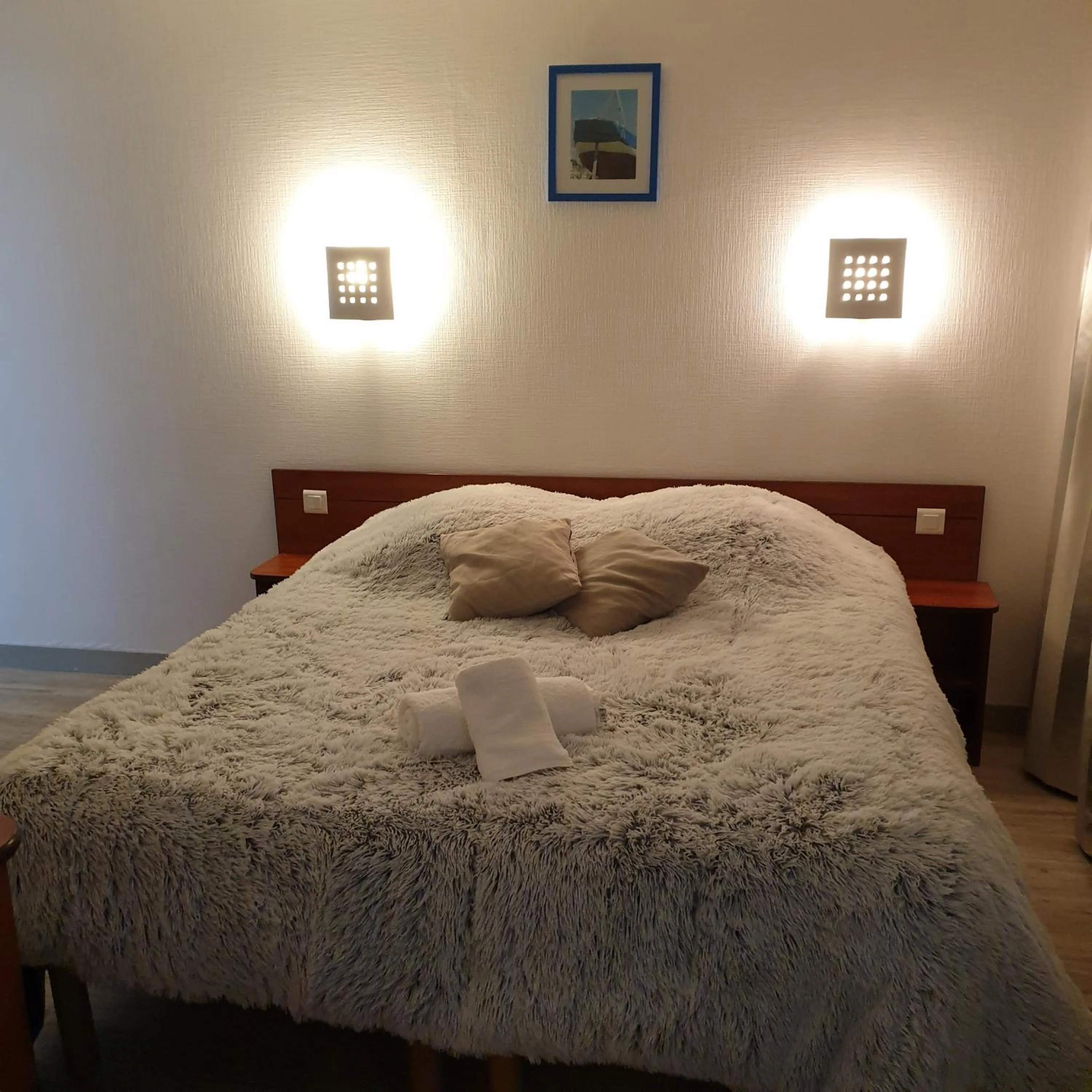 Bedroom in Hotel Restaurant Les Oceanides