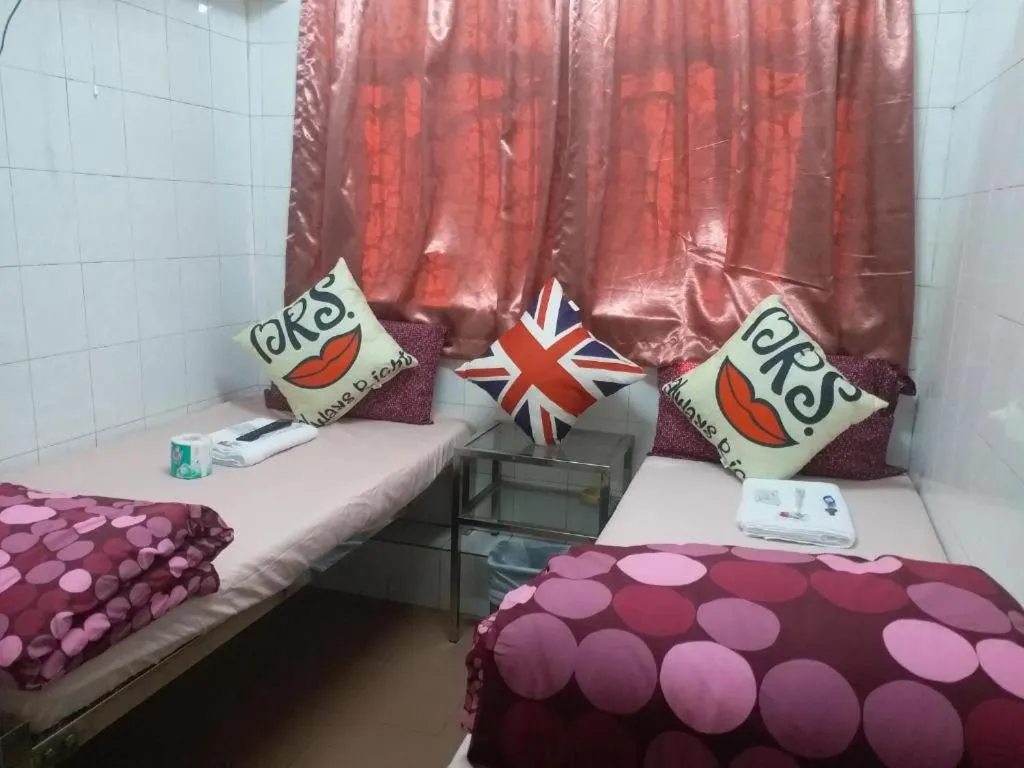 Bed in Manhattan Guesthouse