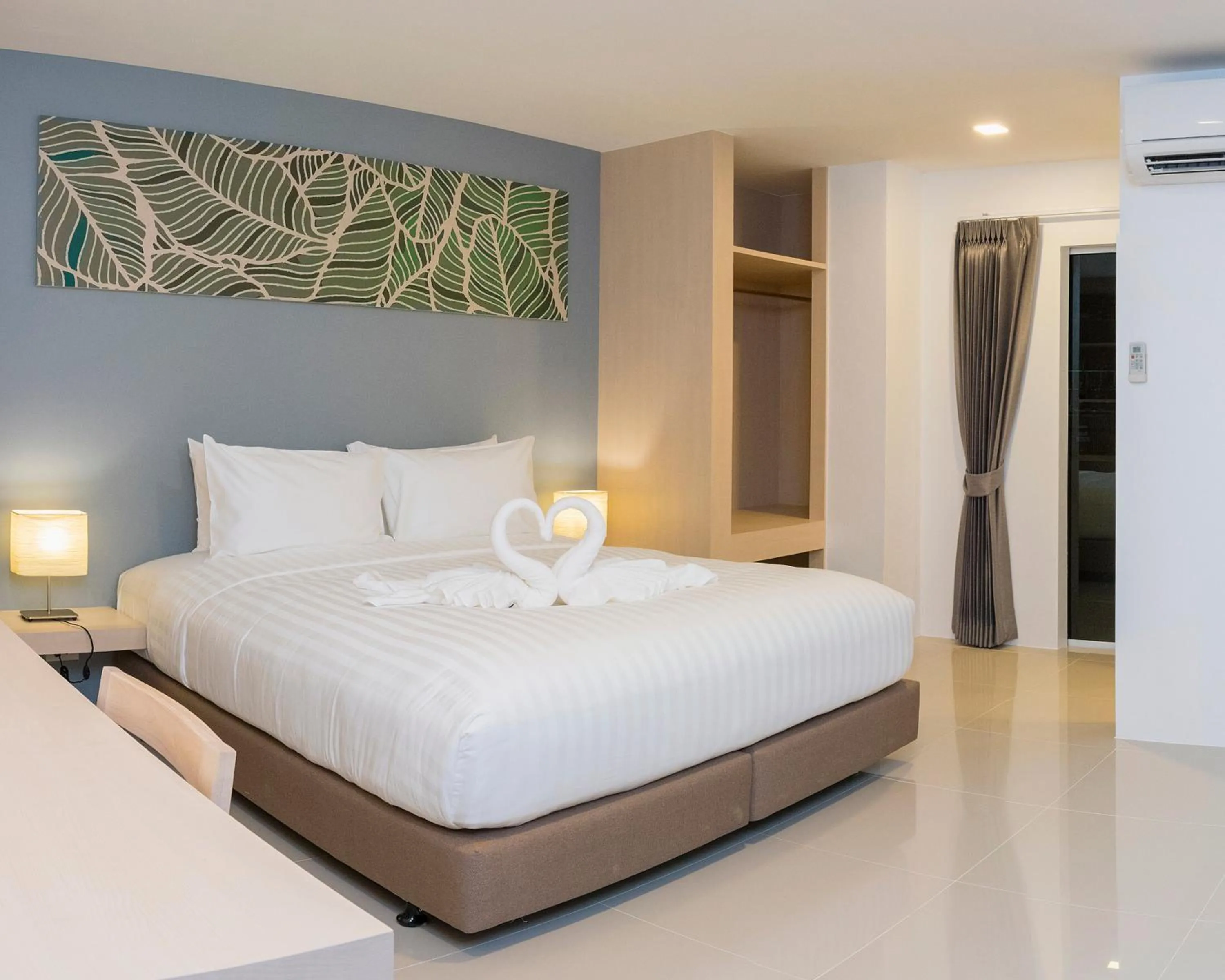 Photo of the whole room in Trat City Hotel