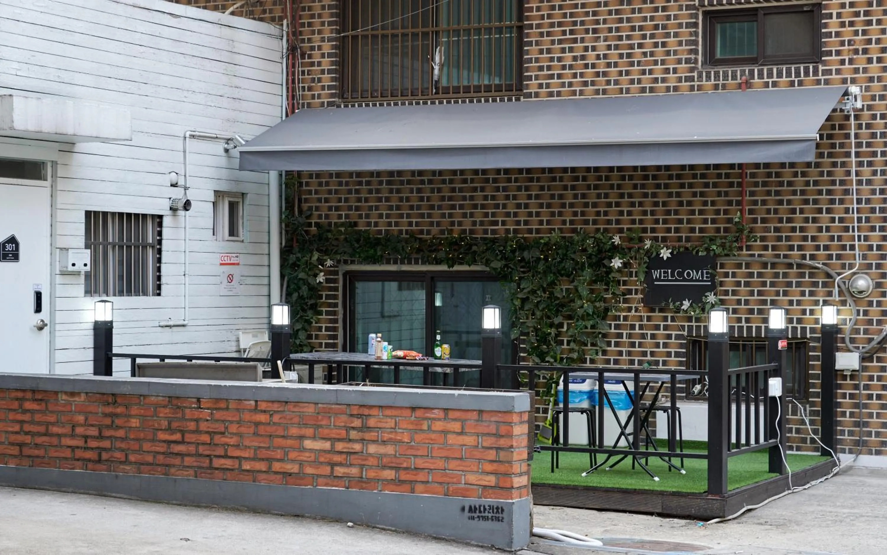 Property building in Jun Guesthouse