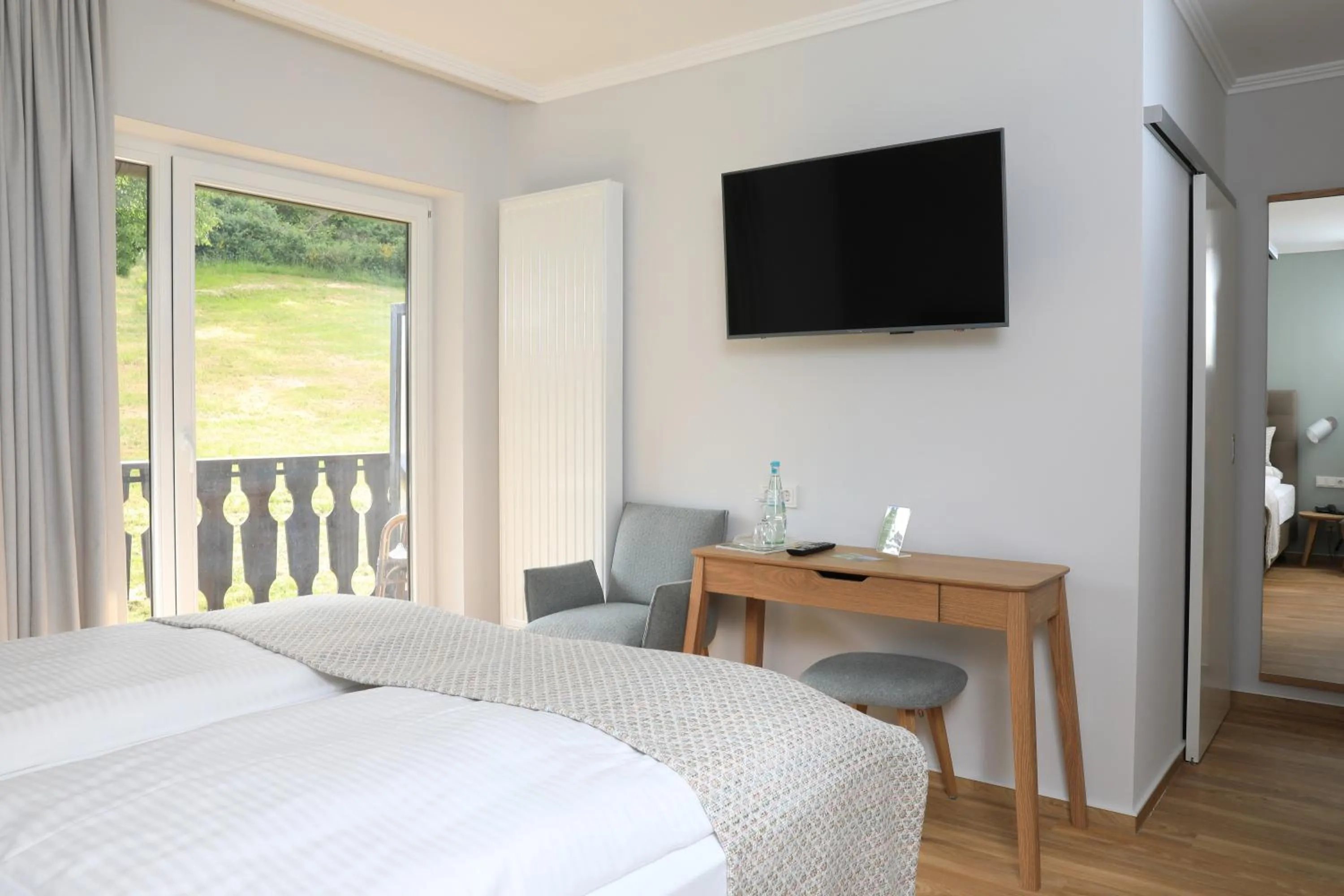 Photo of the whole room, Bed in Landidyll Landhaus Liesetal