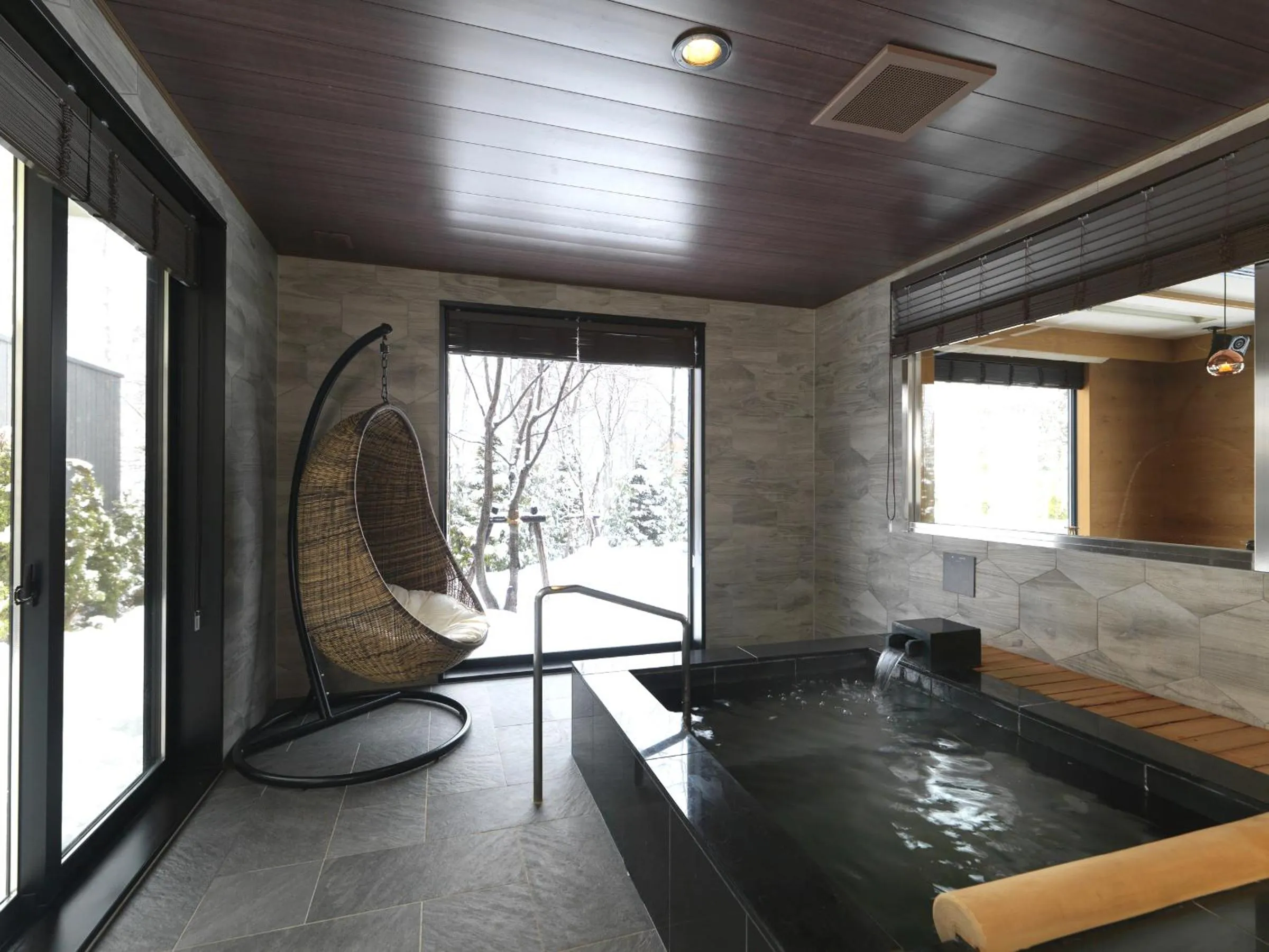 Winter in Hakodate Onuma Tsuruga Resort EPUY- 30km from Hakodate Station