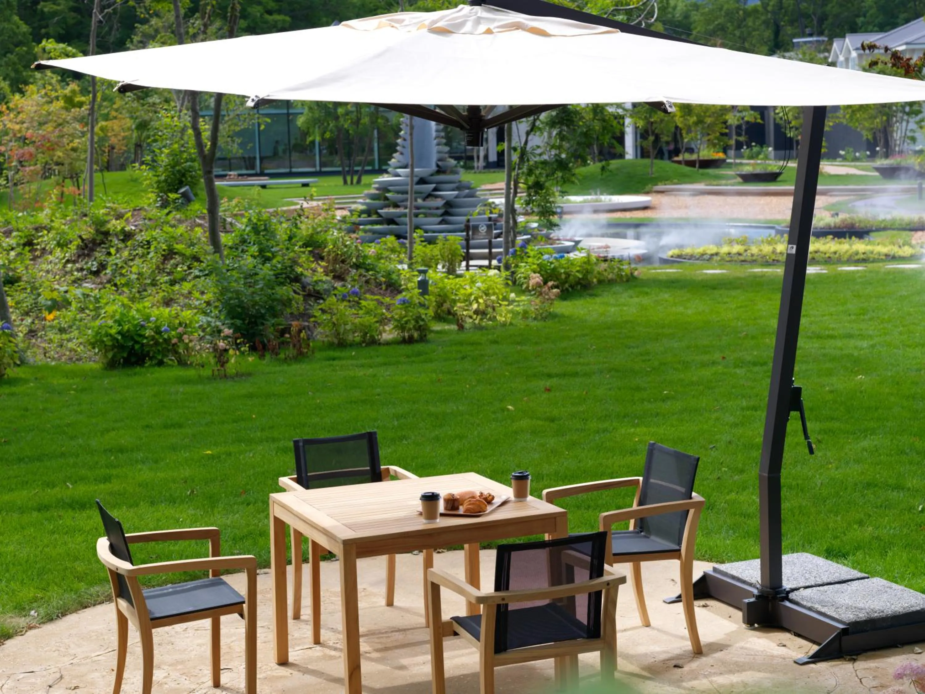 Patio in Hakodate Onuma Tsuruga Resort EPUY- 30km from Hakodate Station