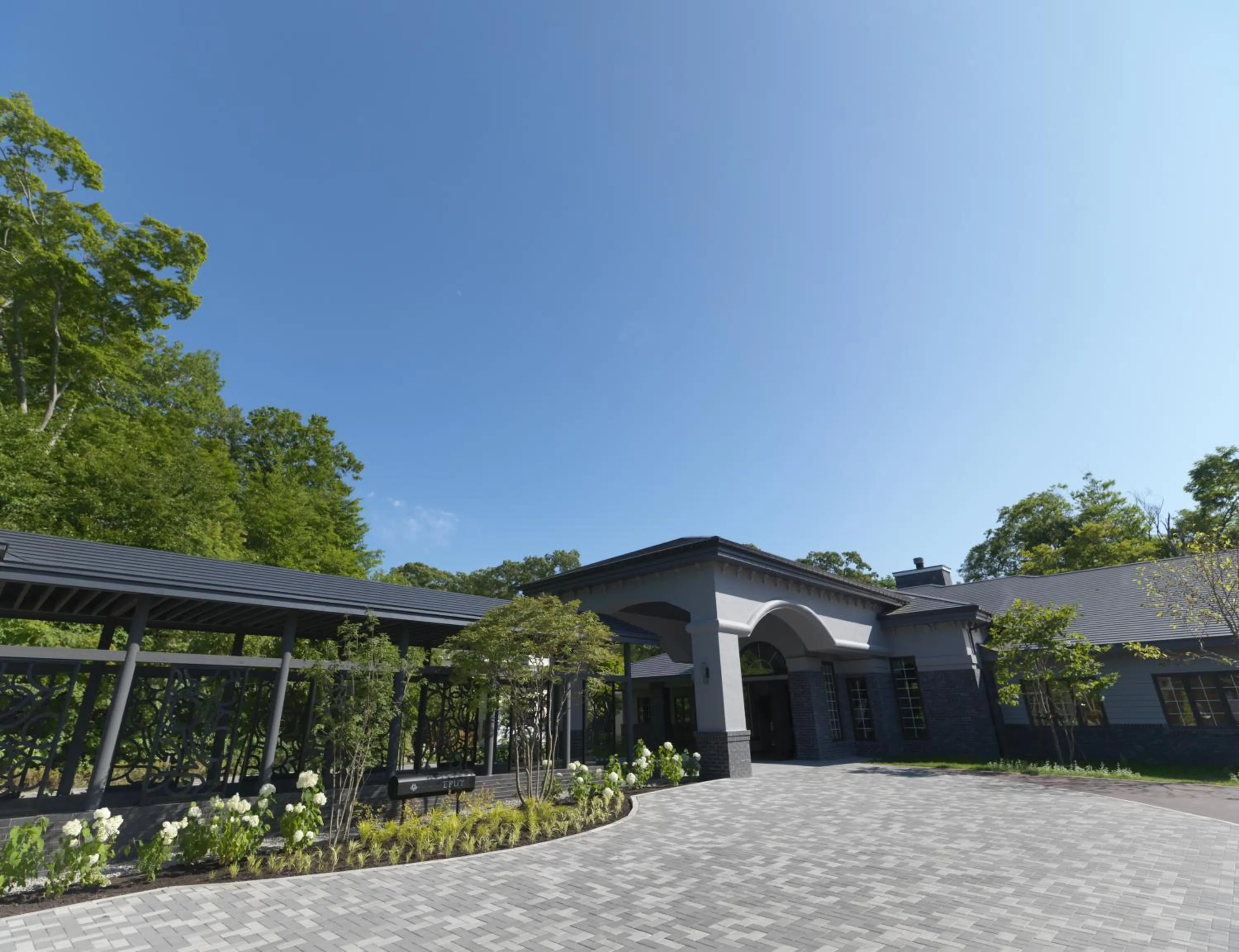 Facade/entrance in Hakodate Onuma Tsuruga Resort EPUY- 30km from Hakodate Station