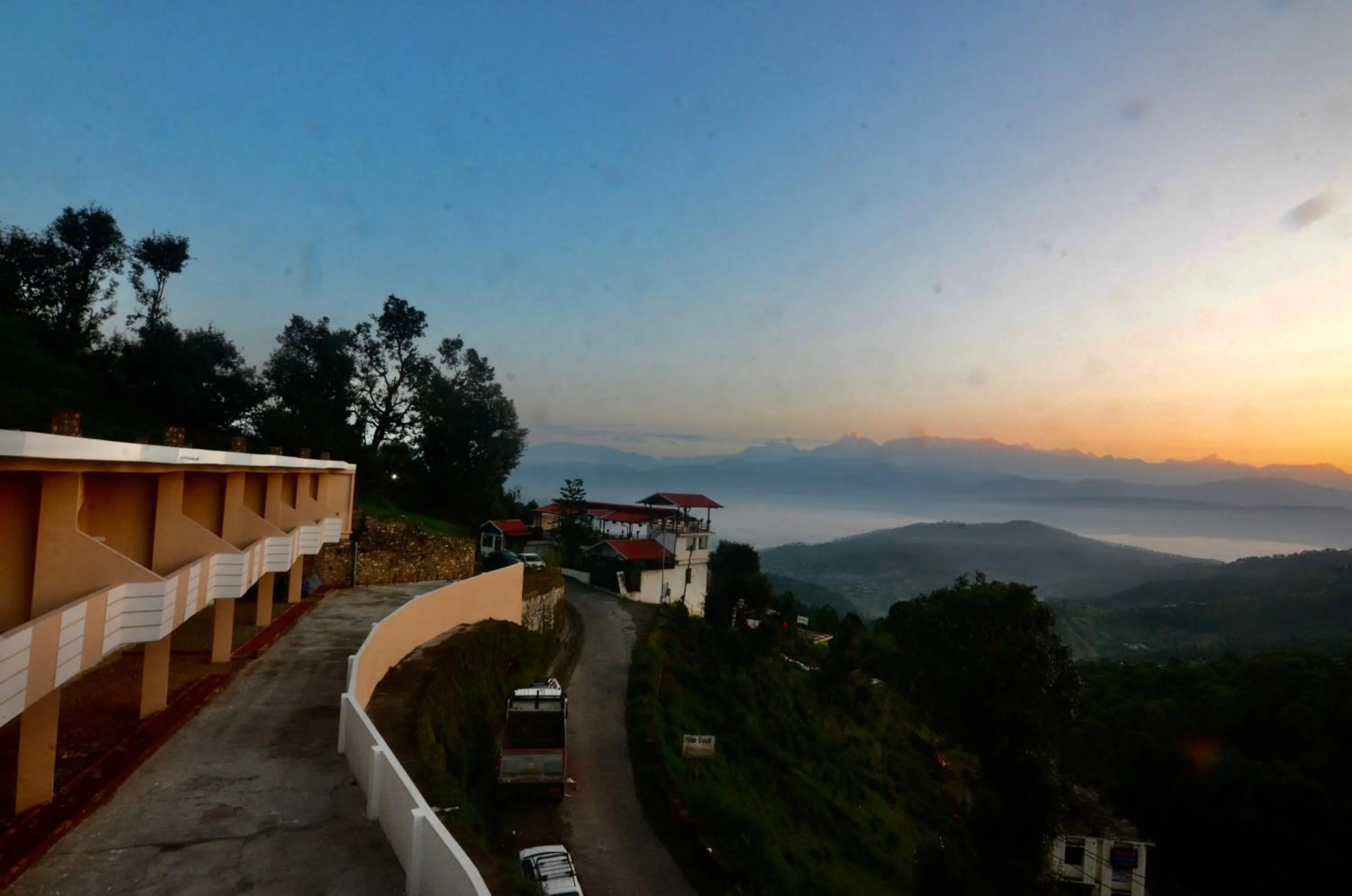 Mountain view in Uttarakhand resort