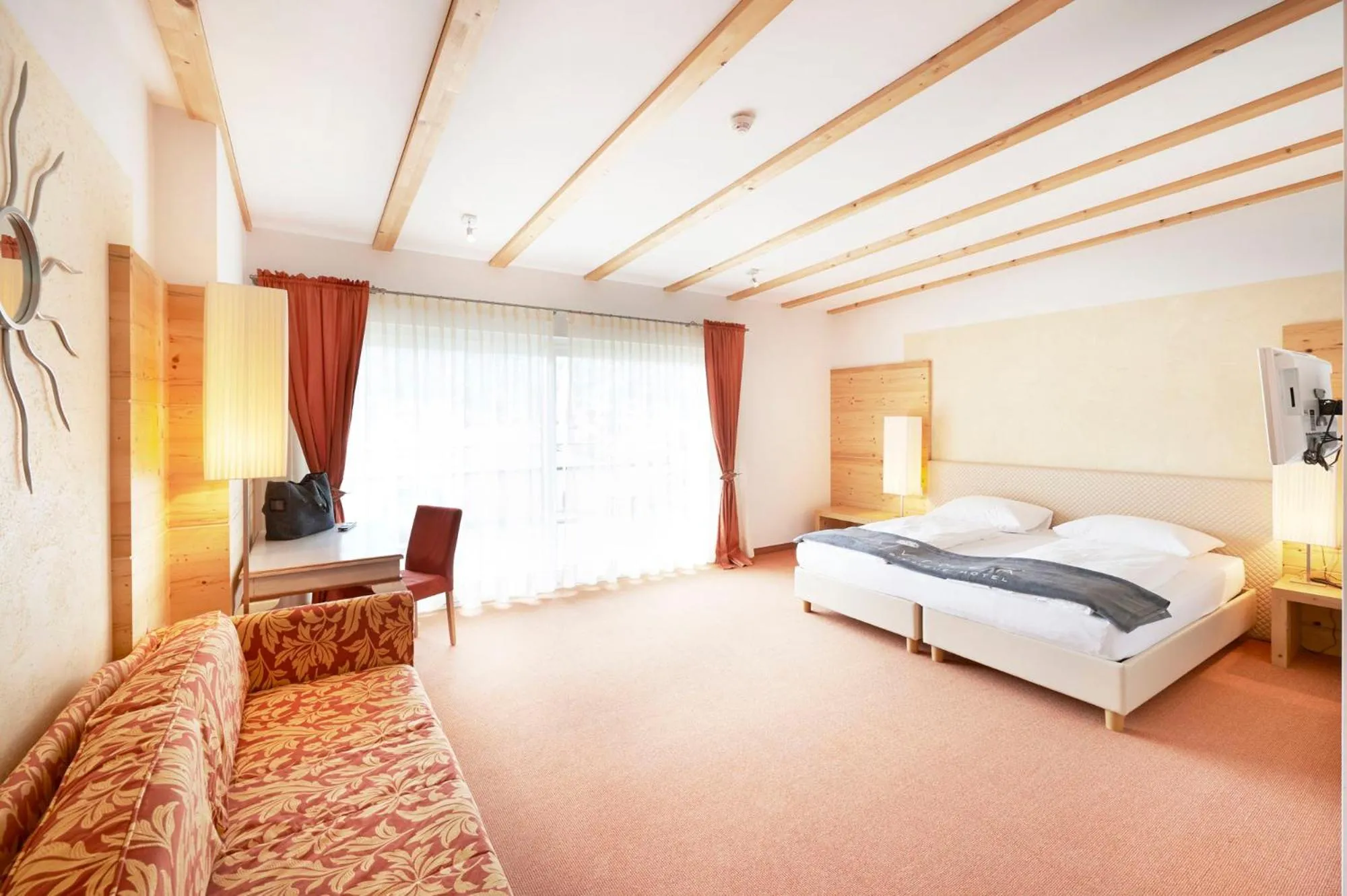 Bedroom, Bed in Vegan Hotel La Vimea