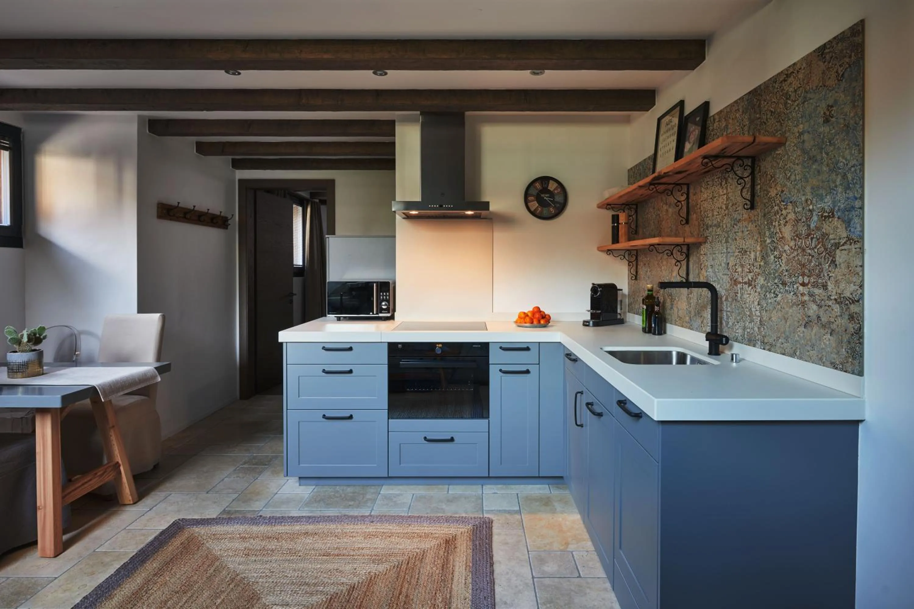 Kitchen or kitchenette, Kitchen/Kitchenette in SchlossHotel Zermatt Active & CBD Spa Hotel