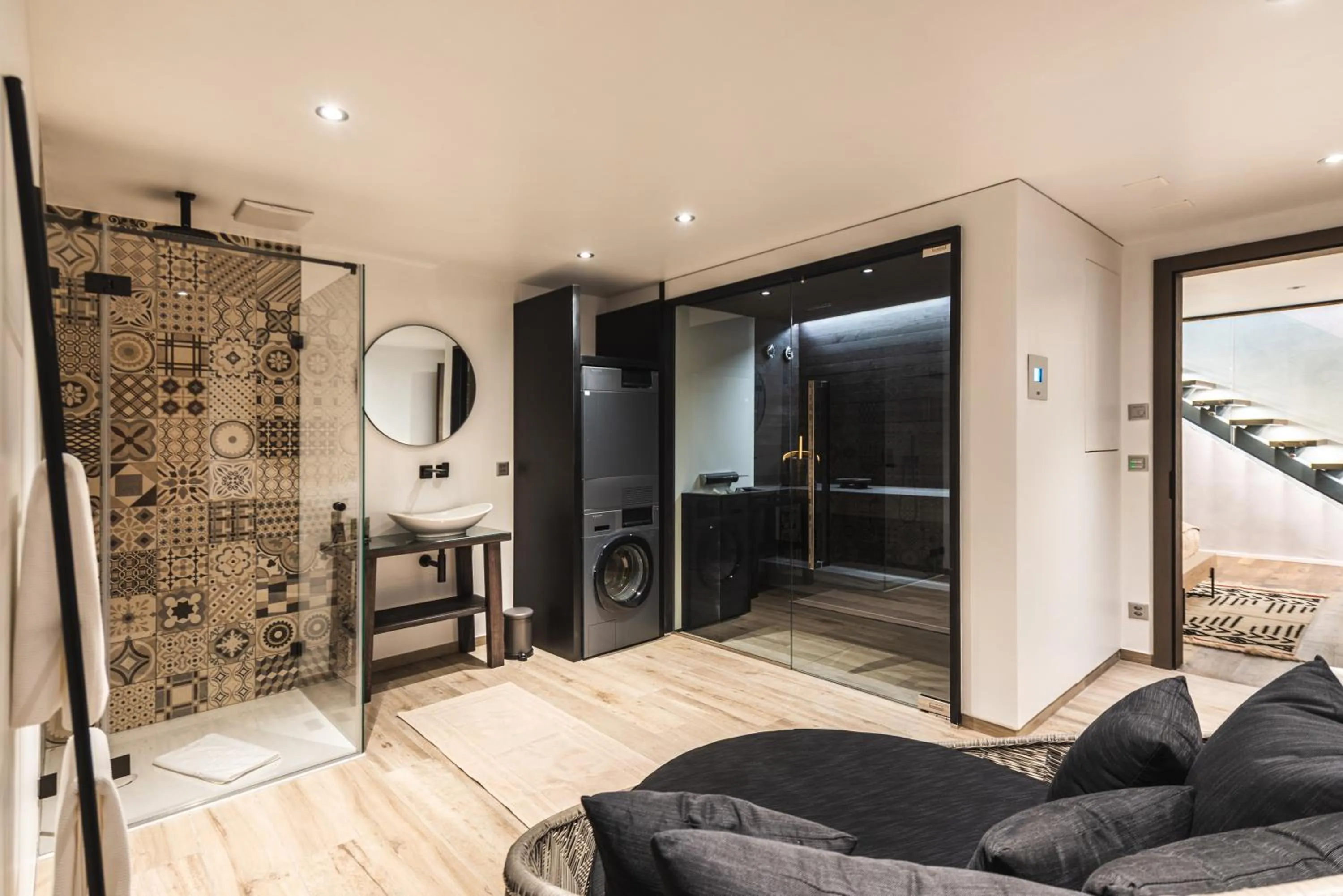 Shower, Seating Area in SchlossHotel Zermatt Active & CBD Spa Hotel