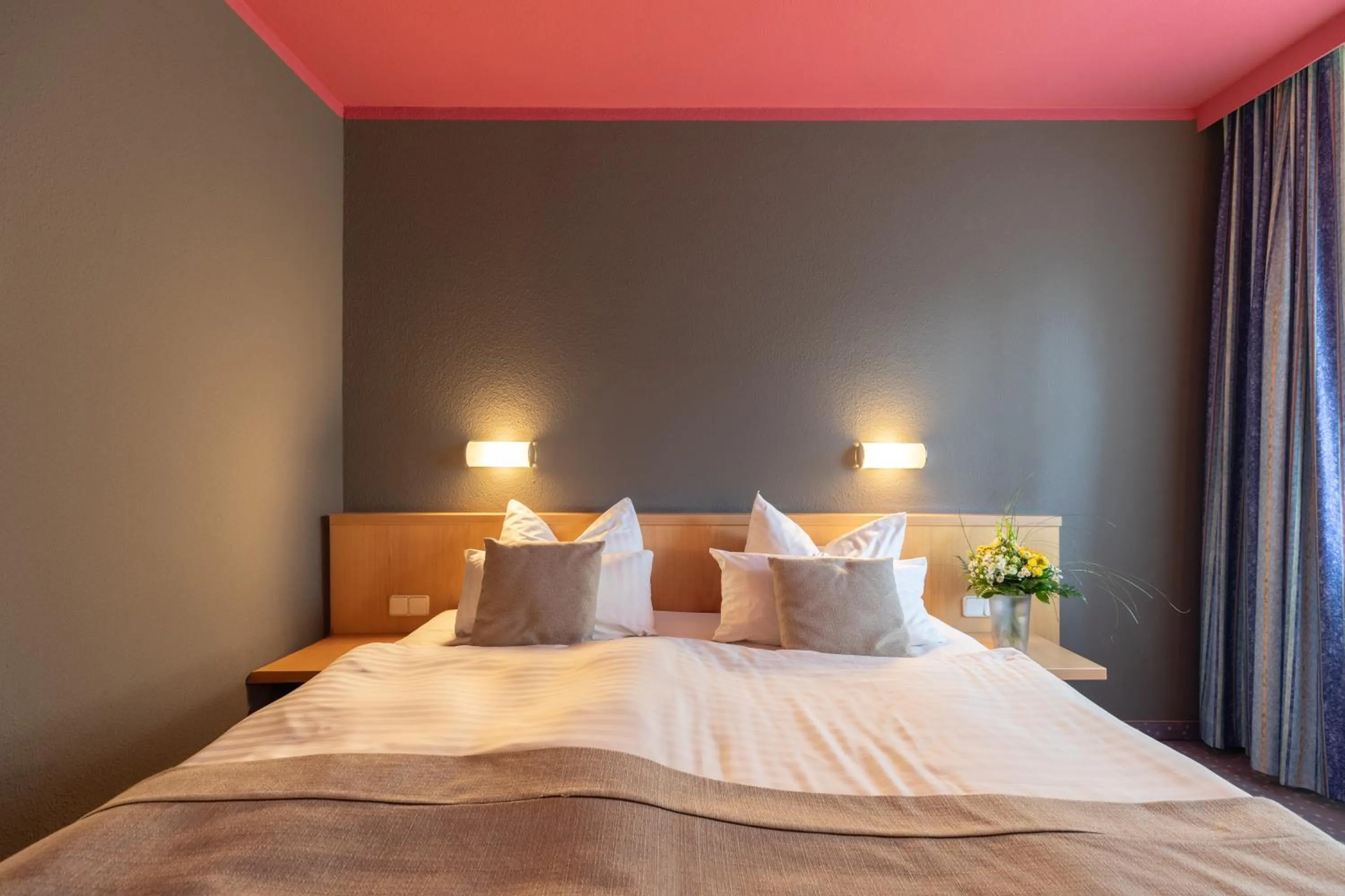 Bed in Novum Hotel Seegraben Cottbus