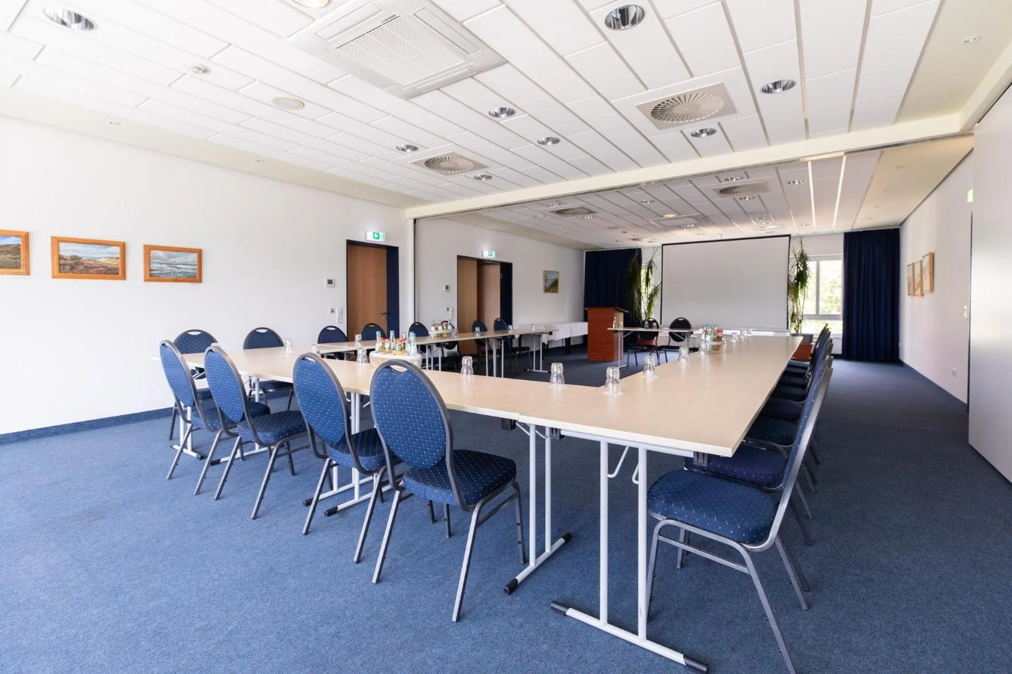 Meeting/conference room in Garner Hotel Cottbus Süd by IHG