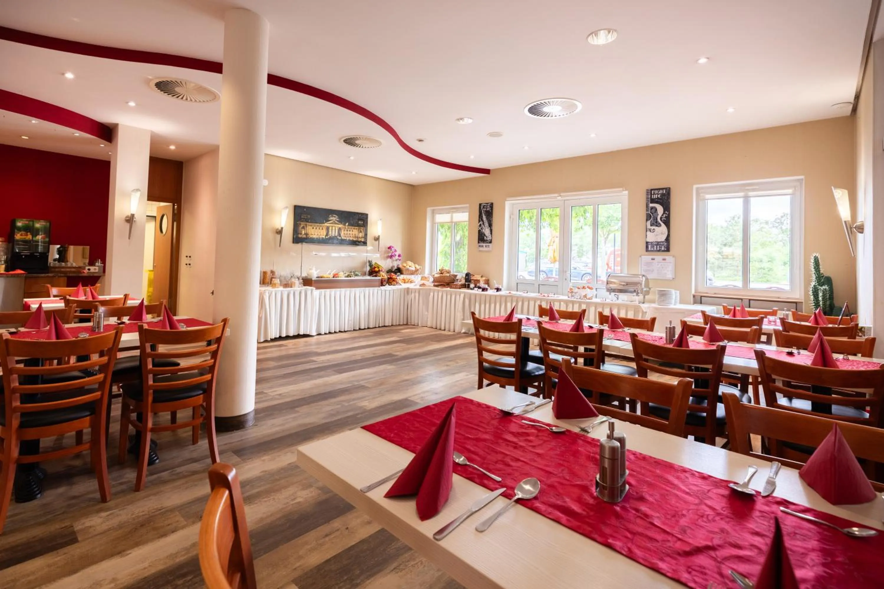 Restaurant/places to eat in Novum Hotel Seegraben Cottbus