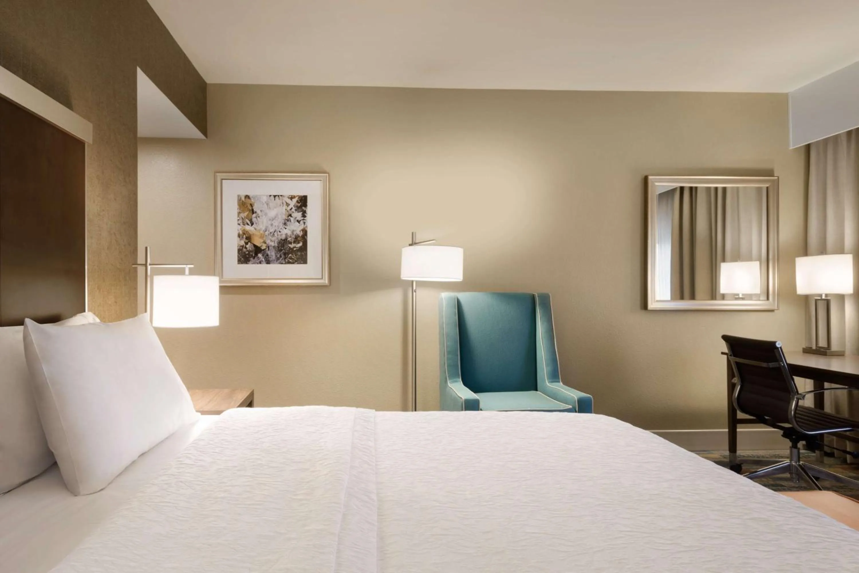 Bed in Hampton Inn by Hilton Elko Nevada