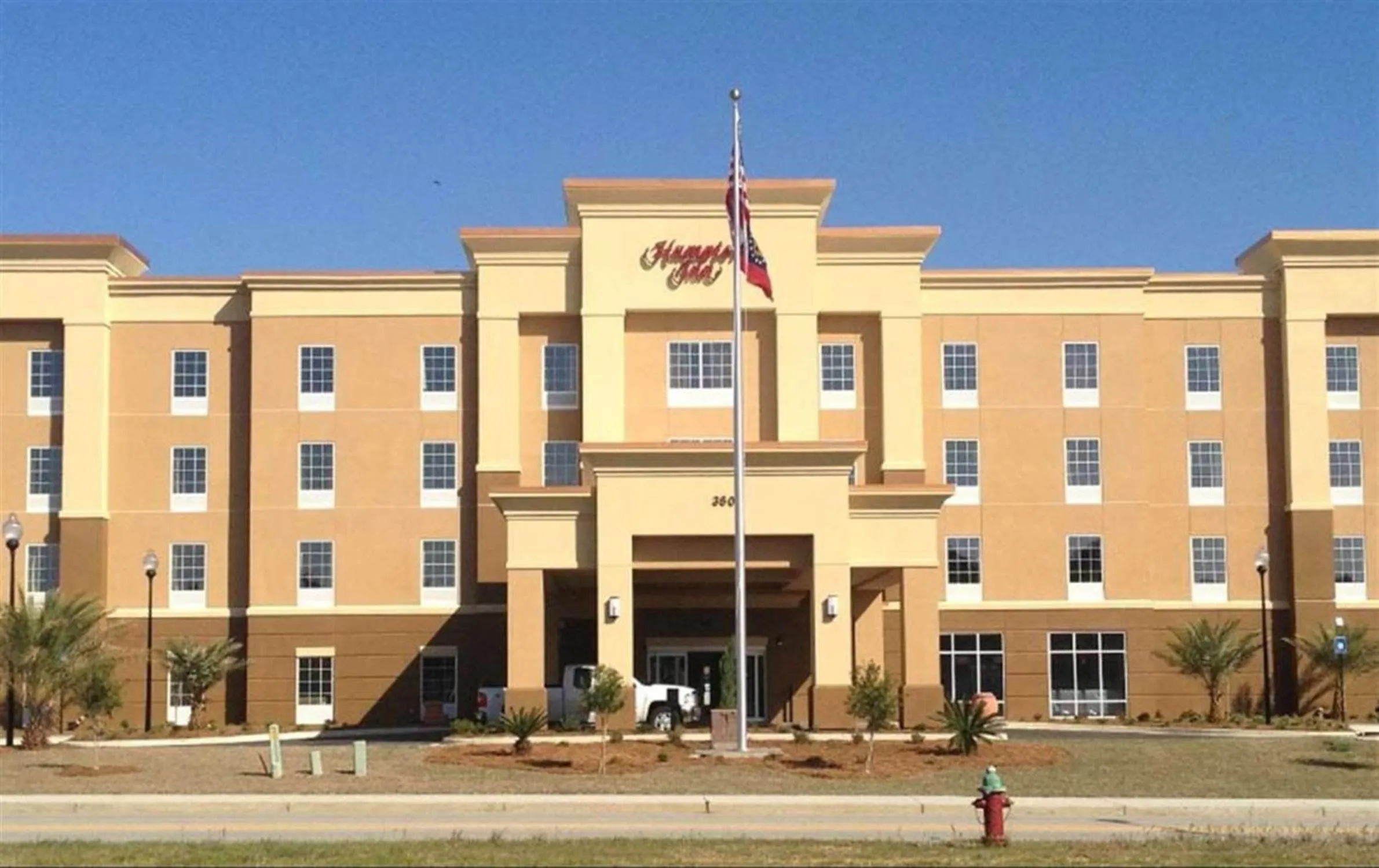 Property building in Hampton Inn by Hilton Elko Nevada