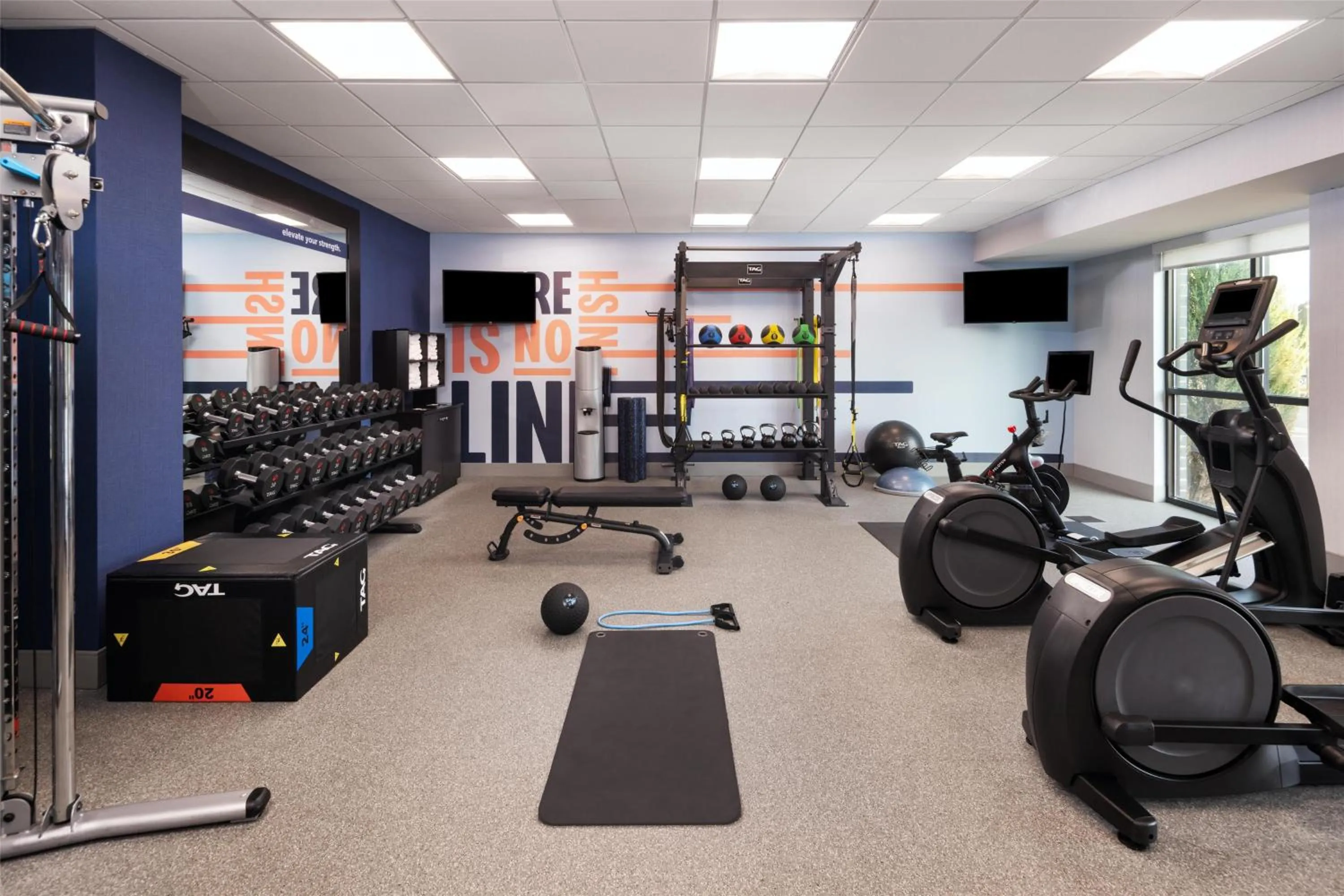 Fitness centre/facilities in Hampton Inn Minneapolis-Roseville,MN