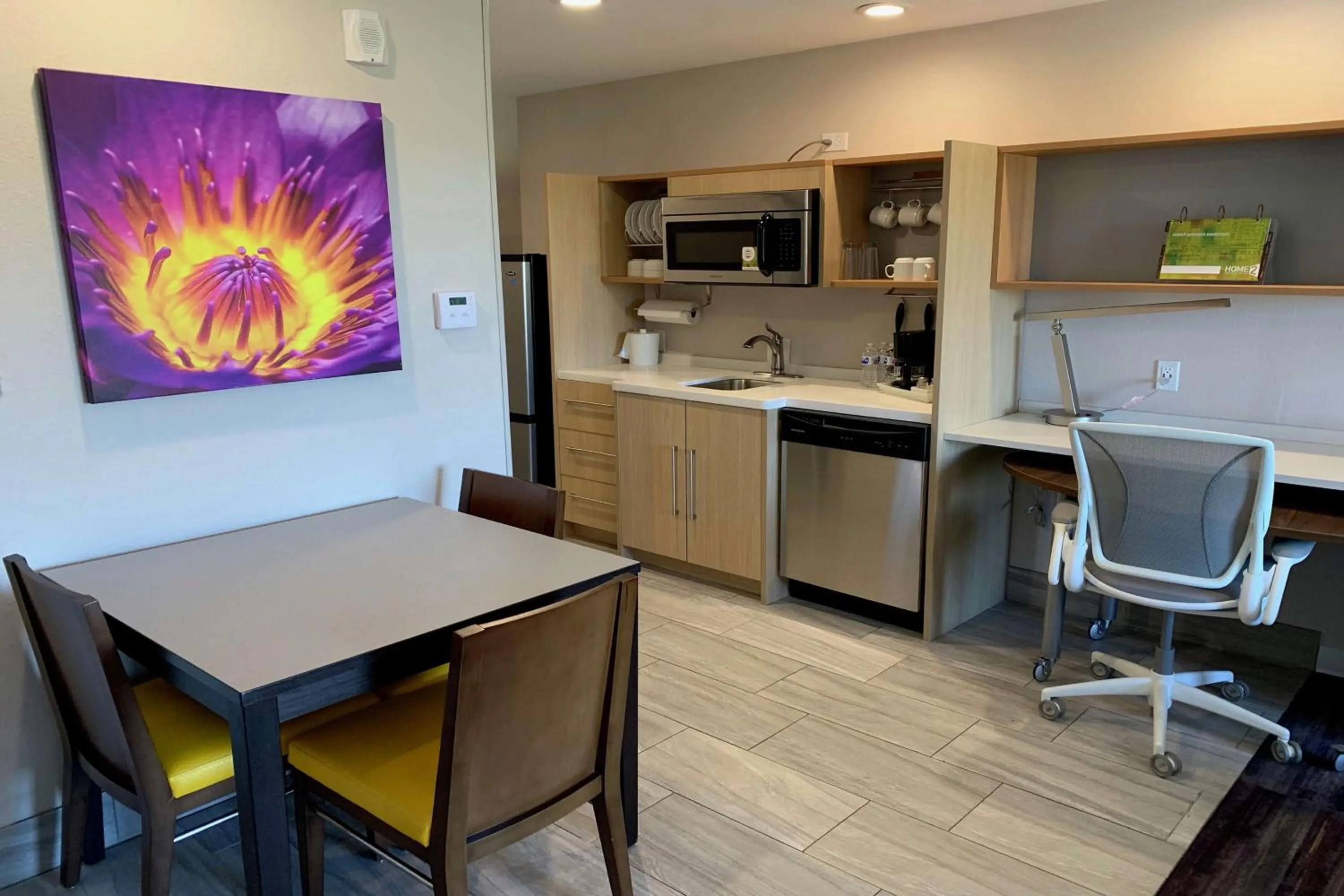 Bedroom in Home2 Suites by Hilton West Monroe