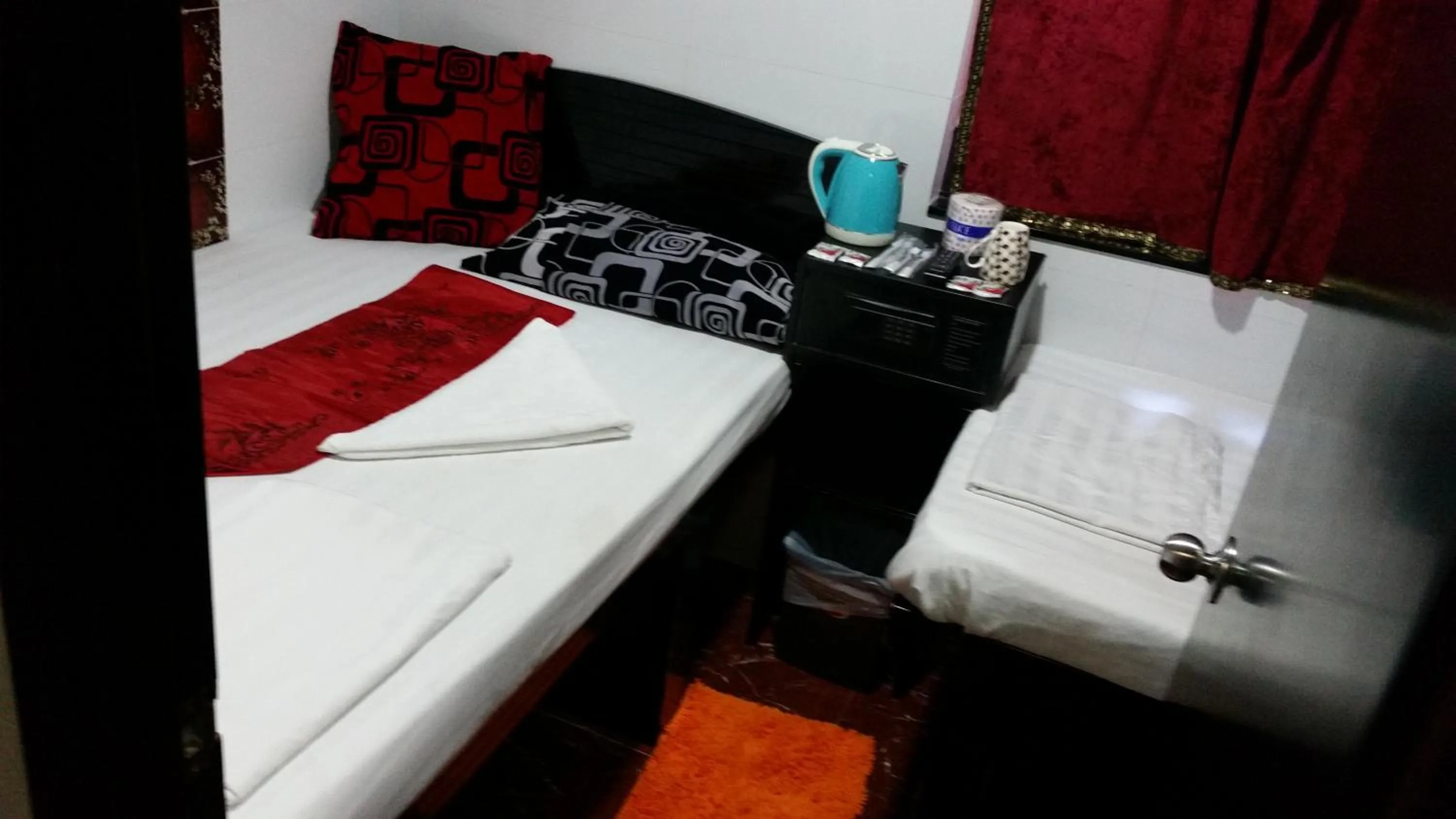 Property building in Castle Inn